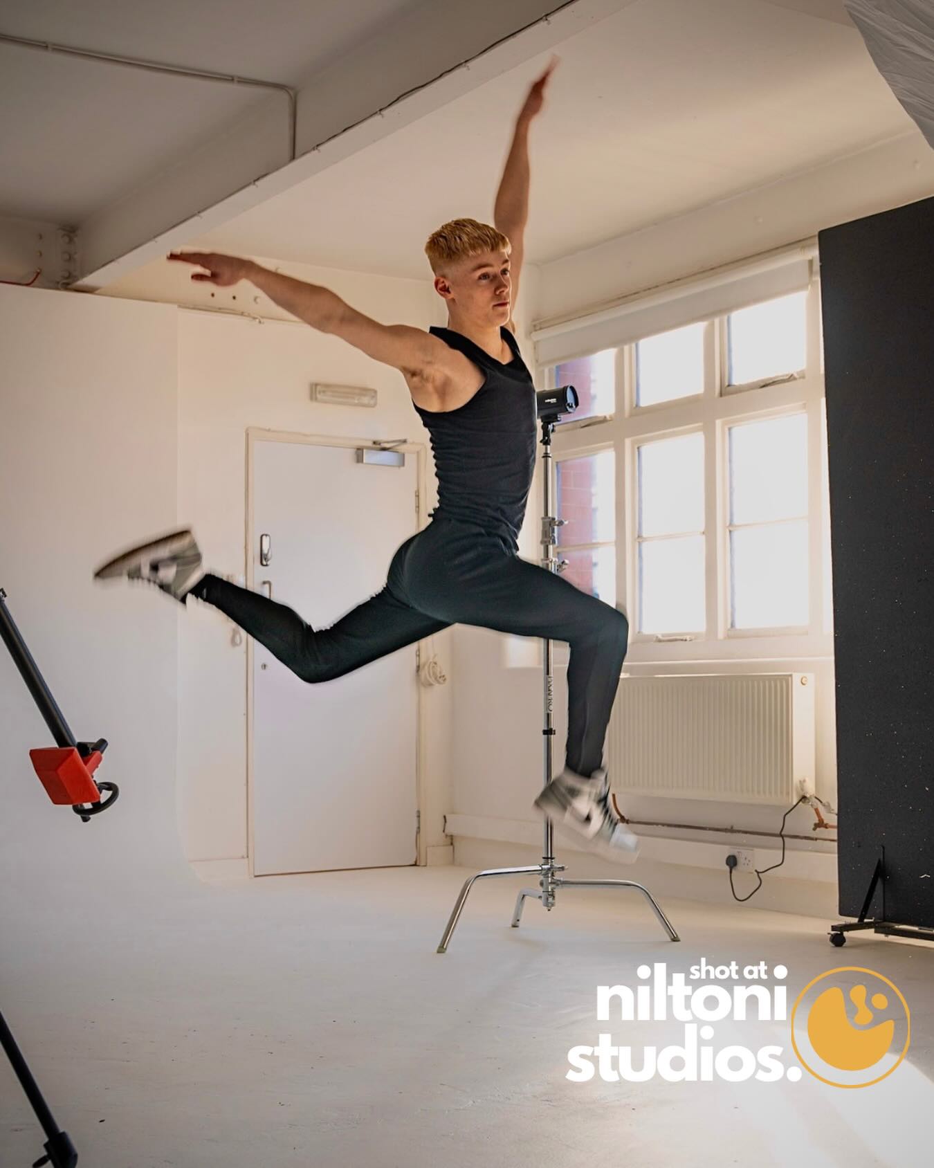 Make our studio your dynamic space.
Model: Josh Watson
Photographer: @chrisdavisstudio
Shot by: Niltoni Studios.