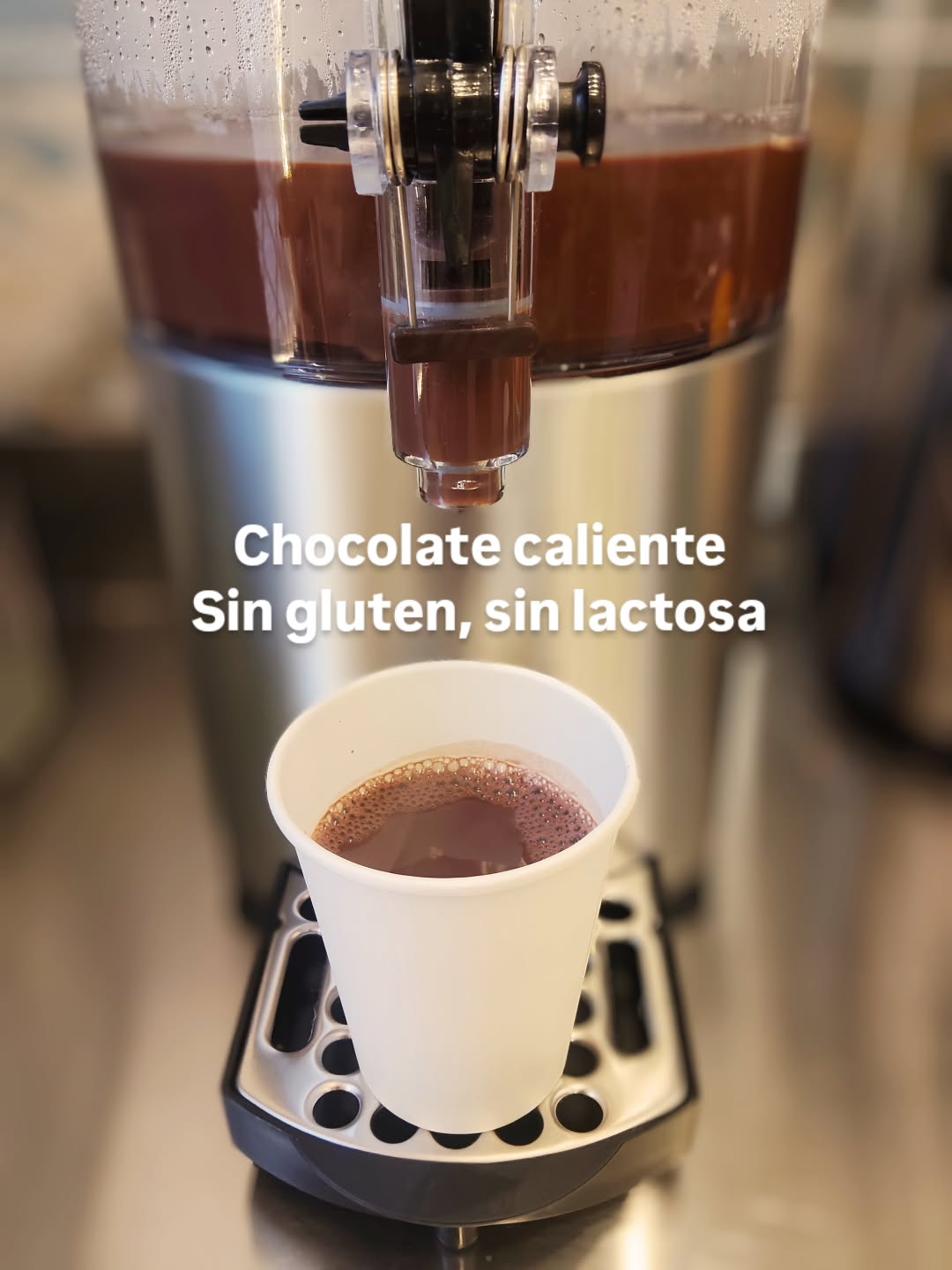 Ya tenemos chocolate a la taza, para los amantes de lo calentito y reconfortante 😊
¡💯/💯 sin gluten y sin lactosa!
#crepestoledo
#desayunostoledo
#singlutentoledo
#comerentoledo
#breakfasttoledo
#brunchtoledo
#dondecomerentoledo