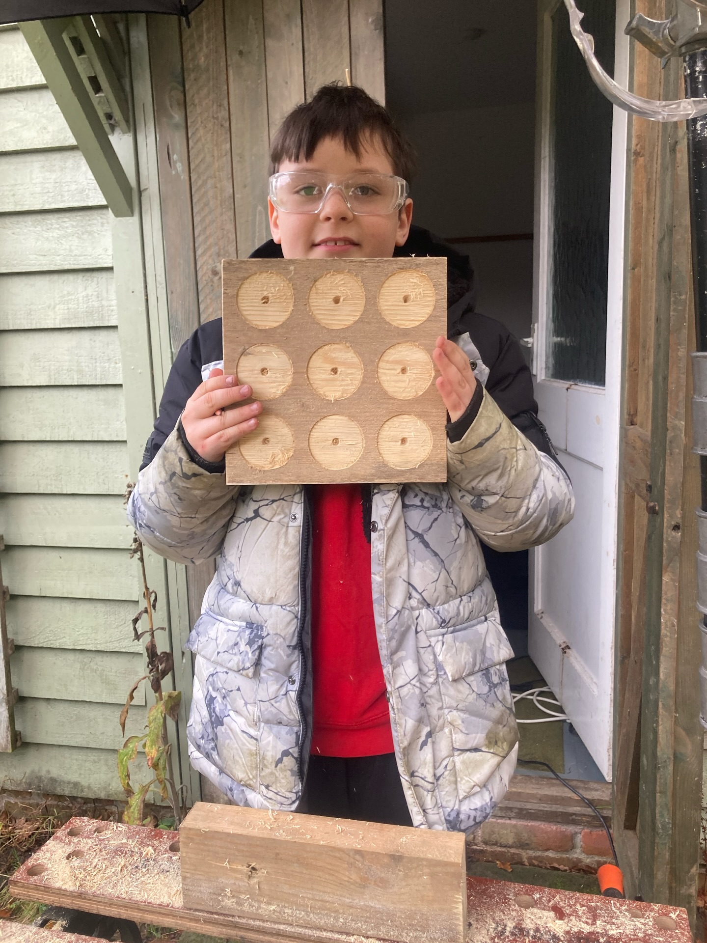 One step closer to our woodwork / design technology project being complete. So impressed with how neat and even everyone’s drilling skills were today ❤️
Hopefully you can have a good guess at what we’ve been busy making… 🪚🪛🗜️🔨