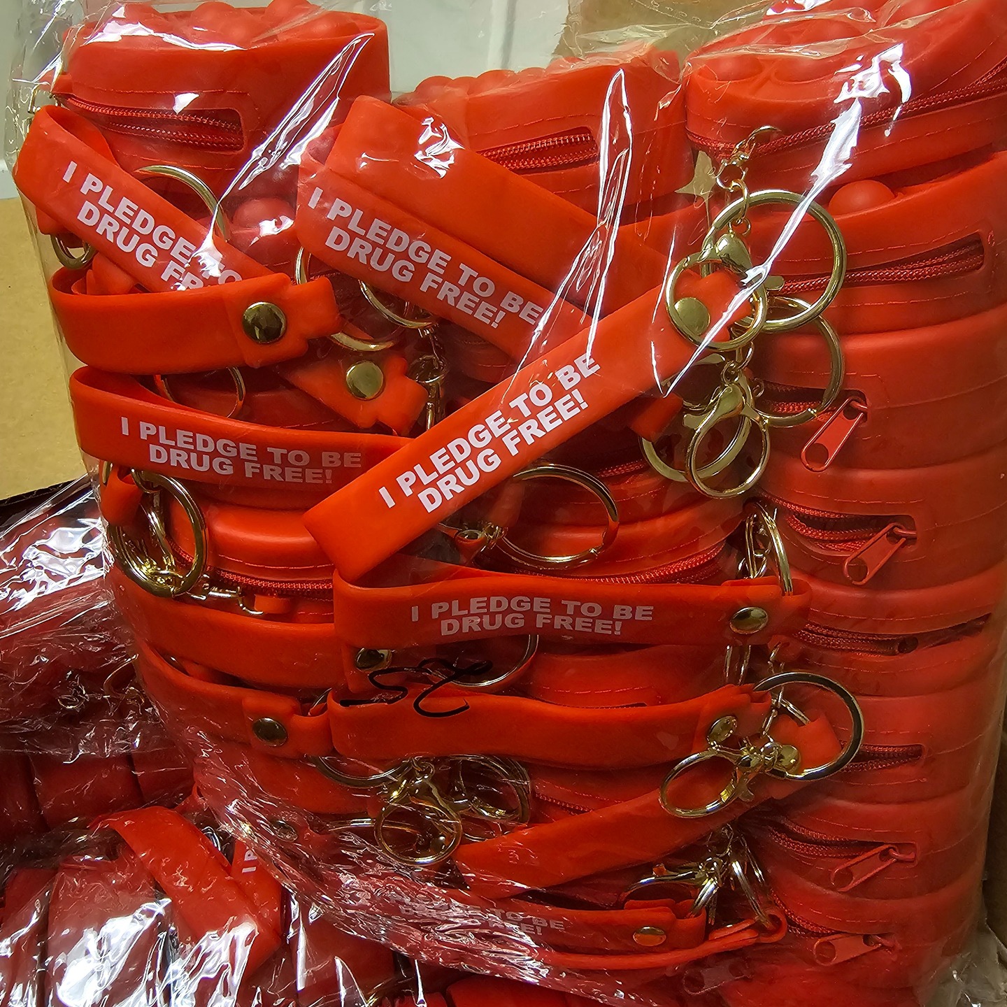 #throwbackthursday 🔙✨
Red Ribbon Week never ends ❤️🎗️
Last month, our coordinator donated 80 #sensory items to our schools to celebrate #redribbonweek.
These items help support our students’ mental health, remind them to stay drug-free, and encourage them to keep making healthy choices every day 🌟💪🧠
Let’s continue to uplift our students and keep promoting positivity, wellness, and healthy decisions all year long! 🙌✨