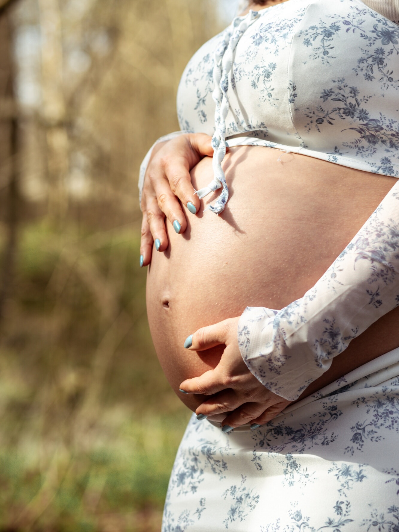 Obviously I’m biased, but I think every big life milestone (and the small ones too) should be captured on camera, so of course I offer maternity shoots. And this year I’ve tried to push myself to do them a bit more.🤰🏼
I want to offer maternity shoots that reflect your personality, so there’ll be no white back drop and harsh studio lighting; just you, bump and the natural backdrop of your choice. 🤌🏻
Similar to a pre wedding or family shoot, these can be anywhere in Norfolk/Suffolk, or even in your own home, depending on the vibe you’re after. More maternity shoots in 2026 please!
#NotAWedding #adventweddingchallenge #adventweddingchallenge2025 #maternityphotos #norfolkmaternityphotographer #suffolkmaternityphotographer #norwichmaternityphotographer