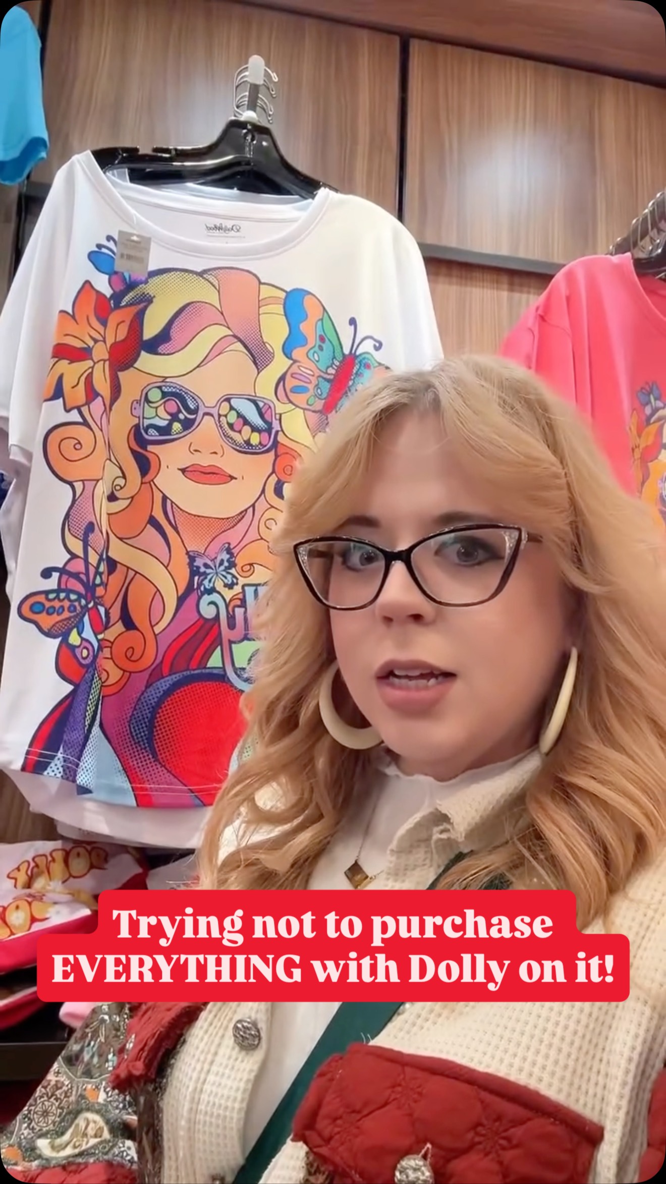 I ended up purchasing one other item on my way out of the park. I found a beautiful emerald green pullover with the Dolly script embroidered into the front. 💚But besides my three little items, I was very responsible, even though I wanted to take half of the rest of the store home. Maybe next time I’m in @dollywood 😉 maybe I need to look back into the @loungefly and @spiritjersey exclusives next time I’m visitingz #dollywood #shopinghaul #dollyparton #christmasshopping #thedapperdanielle