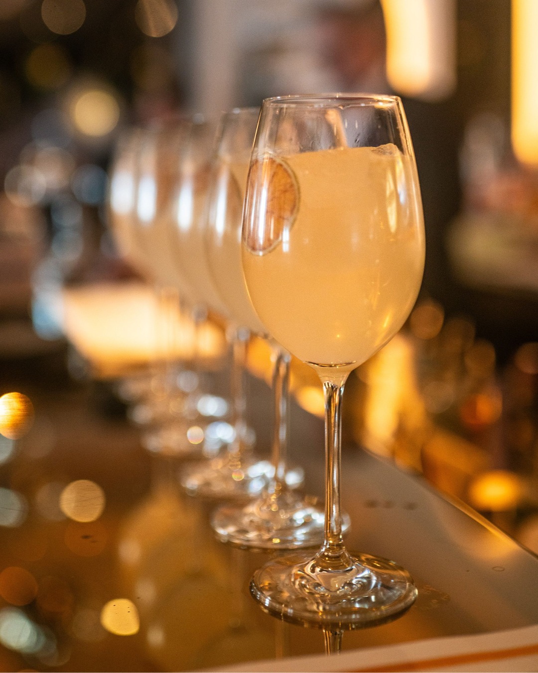 Vi vet att du jobbar på för fullt. Det är dags att unna dig en AW 🌟
Häng här i Nyckelbaren på fredag för dricka och dans 🍹
www.waxholmshotell.se