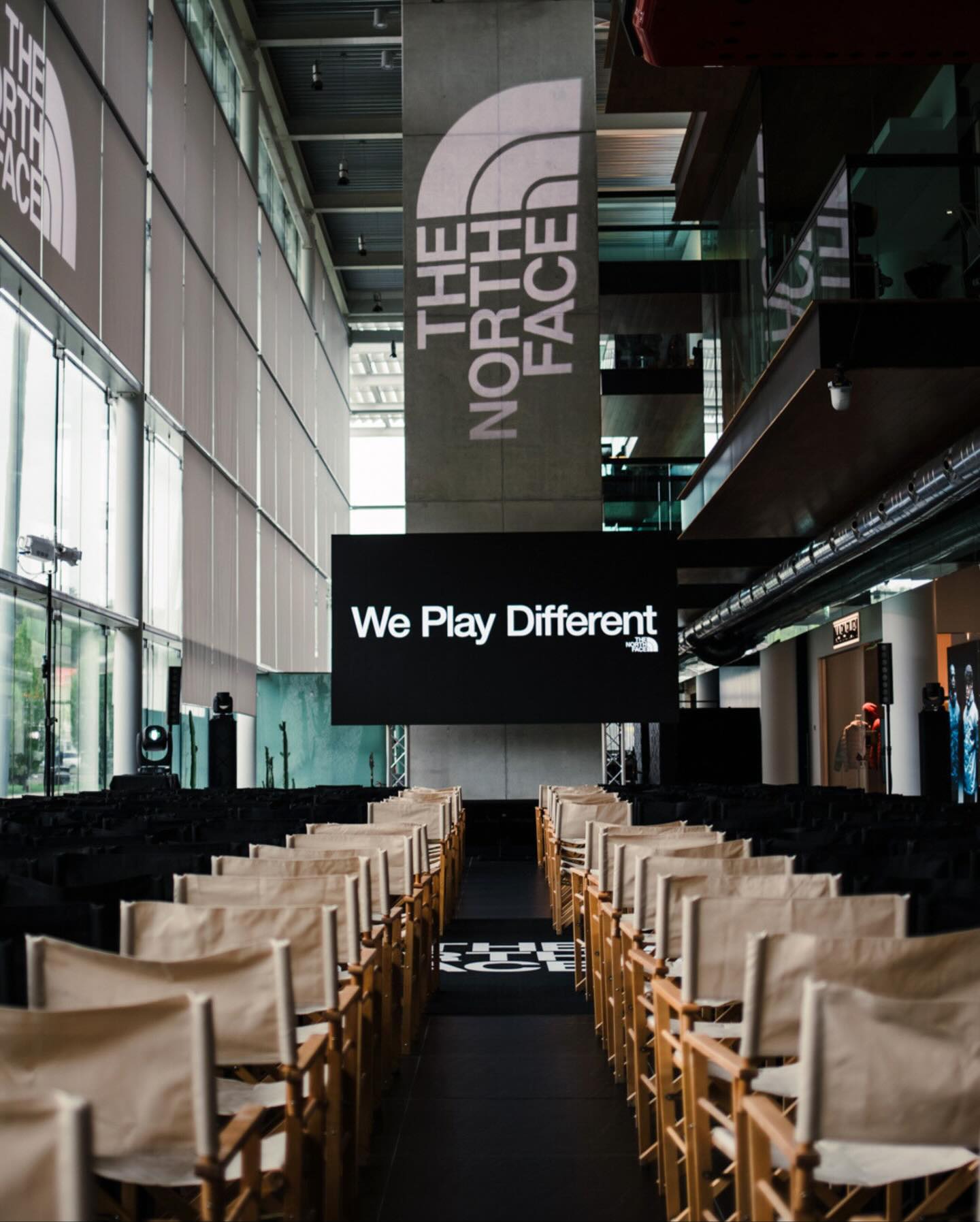 The North Face SS25 launch event - event reportage 📸
Powered by @spiagames
@thenorthface @thenorthfaceit
#eventreportage #photoreportage #eventphotography #eventphotographers #corporatephotography