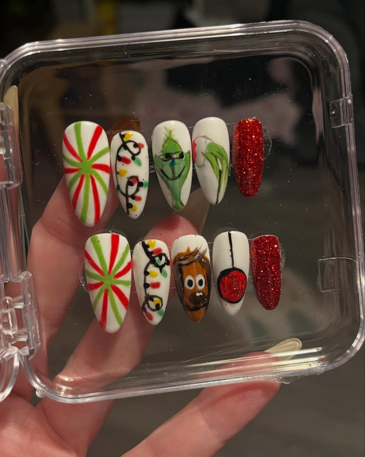 The latest custom set - Hand painted Grinch Christmas press on nails #nails #nailart #christmasnailart #pressonnails #nailsnailsnails #grinch