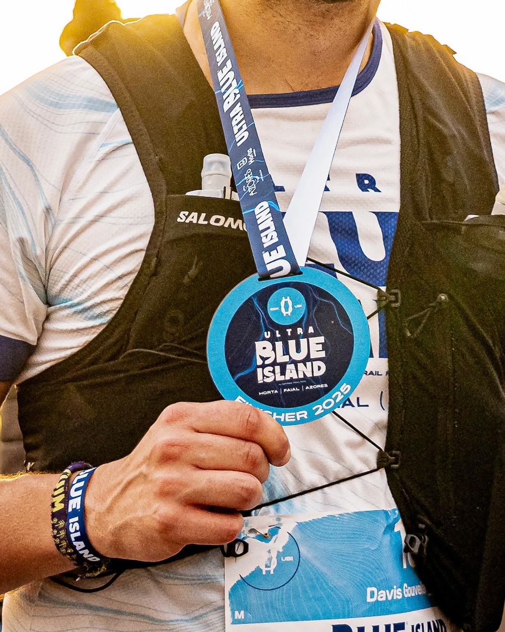 ✨ Desejas tê-la e, se treinares duro, vais conquistar a tua em 2026.
🇬🇧
✨ You want it, and if you train hard, you’ll earn yours in 2026.
#UltraBlueIsland #TrailRunning #medalmonday #ultratrail #azores