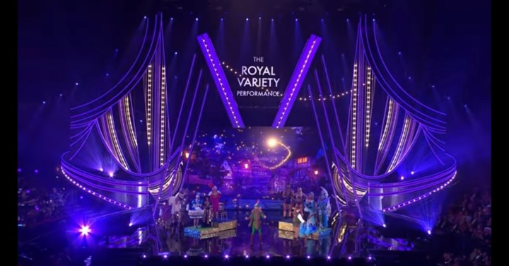 What else sums up a British Christmas Tradition better than going to see a panto? We’ve pieced together some of our favourite pics from the years, comment down below your fave!
Thank you to the @royalvarietyperformance for shining a light on the wonder of Pantomime and who put it best tonight by saying “come and see a panto!”
What are you waiting for? Book tickets to Woodford Panto today