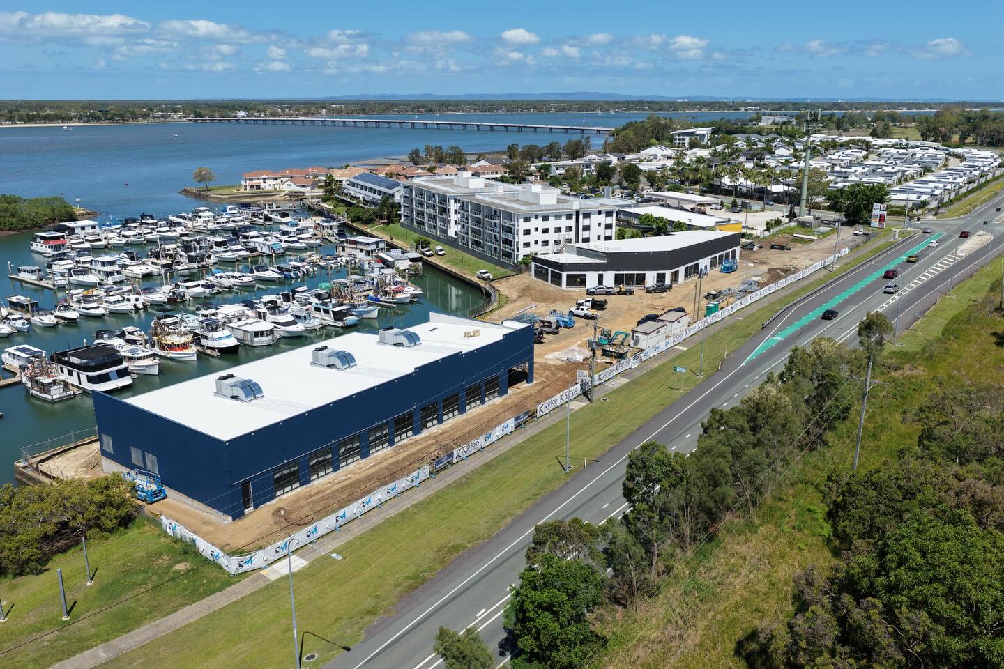 New BCF and multi-retail centre at the Sandstone Point Marina, delivered by Karloo Constructions in collaboration with @rm.developments