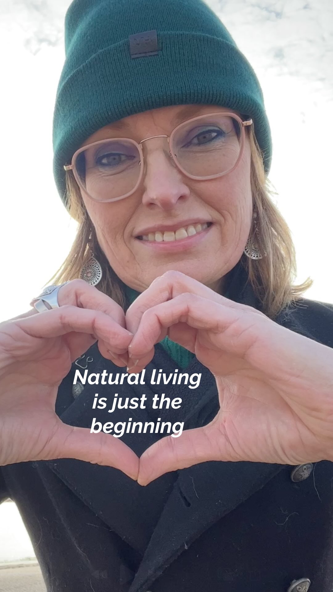 Thank you lovely people, for following me on my journey. Thank your for connecting, and sharing your own points of view.
I love reading your comments, they are refreshing and inspiring. š„°
On this Sunday I just wanted to let you know Iām grateful for you being here. For me, living life naturally goes way deeper than just natural remedies and non-toxic living. Granted, it is a big part of it, but there is so much more to discover. And I canāt wait to start sharing about that too.
My journey continues.
And youāre invited!
I will keep sharing lotās of tips and tricks to inspire you into natural living. Iām very passionate about that! But every now and then I will share about energy and frequency. āØāØIt will all come together. Youāll see.
Have a wonderful last month of the year š
X Nic
#NaturalRemedies #naturalliving #pov #energy #frequency