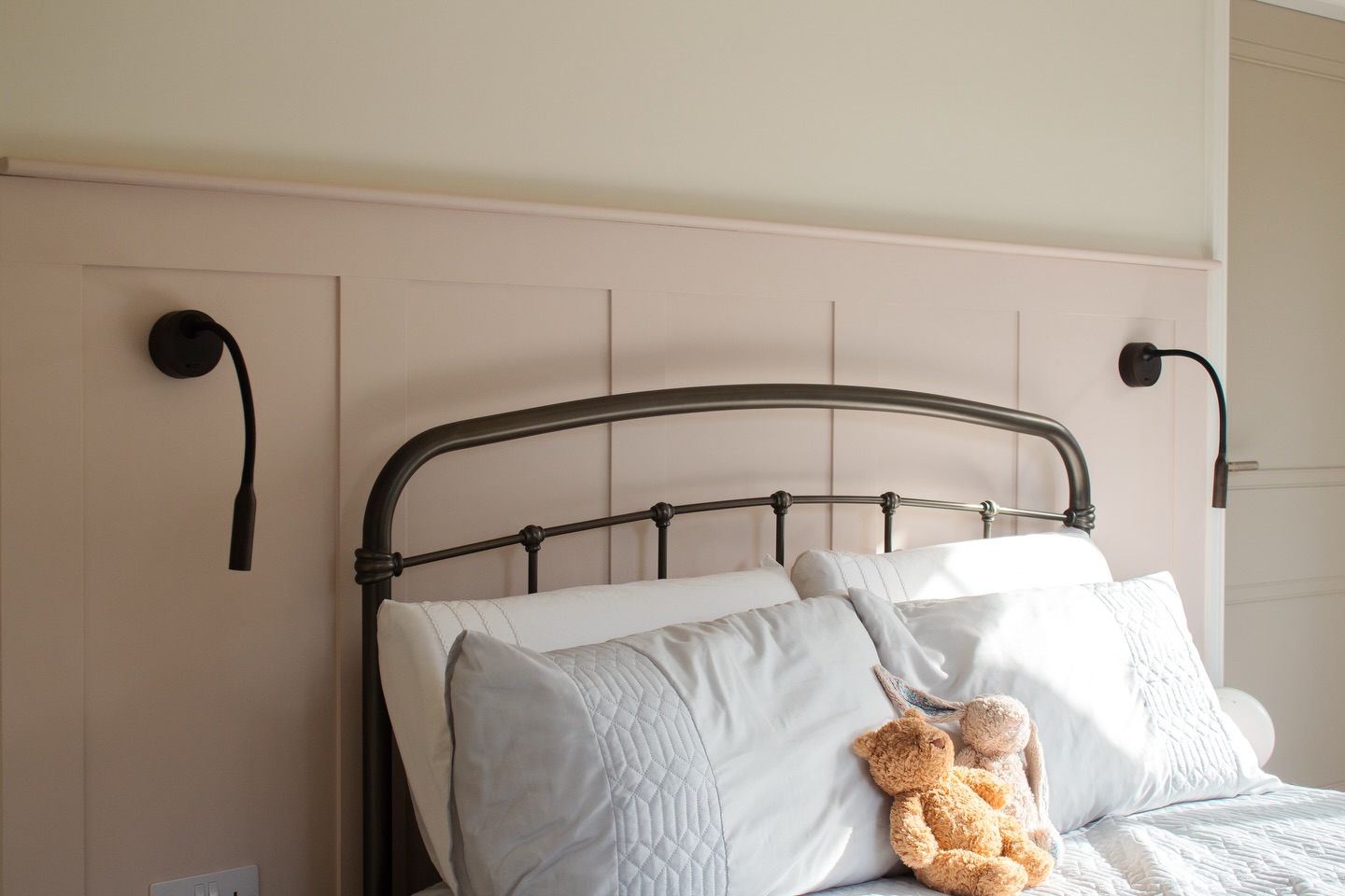 Bedrooms
Soft detailing, balanced contrasts, and storage designed to sit quietly within the space.
From the full-height wardrobes to the window desks, each piece was made to feel calm, functional, and fitted to the room’s architecture.
See more of WINCH HOUSE on our website.
#Bedroomstorage #Poole #Carpentry