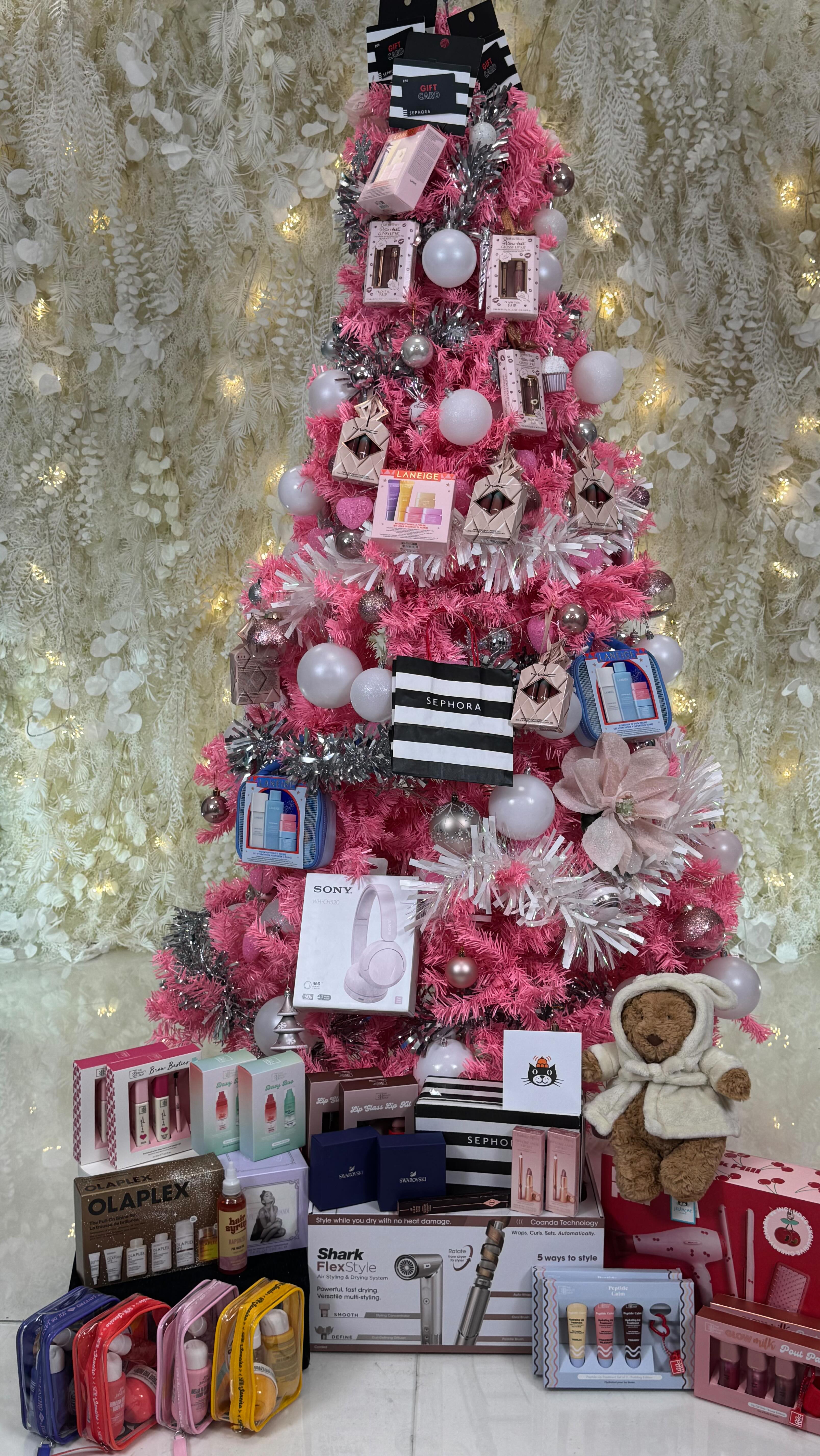 🌟LILY’S BOUTIQUE SHEFFIELD £2,000 GIVEAWAY🌟
We are so excited to announce our incredible Christmas giveaway!!
If you buy a prom dress from us up until the end of December 2025 you will be entered into our £2,000 giveaway 😍
Our gifts include-
✨Shark flexstyle including the case @sharkbeautyuk
✨£100, £50 x2 Sephora gift cards @sephorauk
✨Guess handbag @guess
✨Swarovski necklace and earrings and earrings @swarovski
✨Jellycat Bartholomew Bear in a robe @jellycat
✨Mark hill glam kit @markhillhair
✨Charlotte tilbury lipsets x5 @charlottetilbury
✨Sony headphones @sony
✨Mac lipstick gift sets x5 @maccosmeticsuki
✨Sol de janerio jet sets x4 @soldejaneiro
✨Laneige gift sets x4 @laneige_uk
✨100ml Ari by Ariana Grande perfume @arianagrande
✨Olaplex gift set @olaplex
✨Hair syrup @hairsyrup
✨Charlotte tilbury lip liner @charlottetilbury
✨Beauty crop gift sets x10 @thebeautycrop
✨Prom Makeup by @alicewyattbeauty x10 girls
We are so excited for you all to enter🤩If you have already purchased a dress from us for prom 2026, you will also be entered into our giveaway!
Our giveaway winners will be announced on live on instagram, TikTok and Facebook on Saturday 3rd January🤩
#Prom26 #giveaway
T&CS-
- No cash alternative to the prizes
-Uk based only
-Have to purchase a prom dress to be entered
-Not affiliated with any brands, all giveaway prizes have been purchased by Lily’s Boutique!