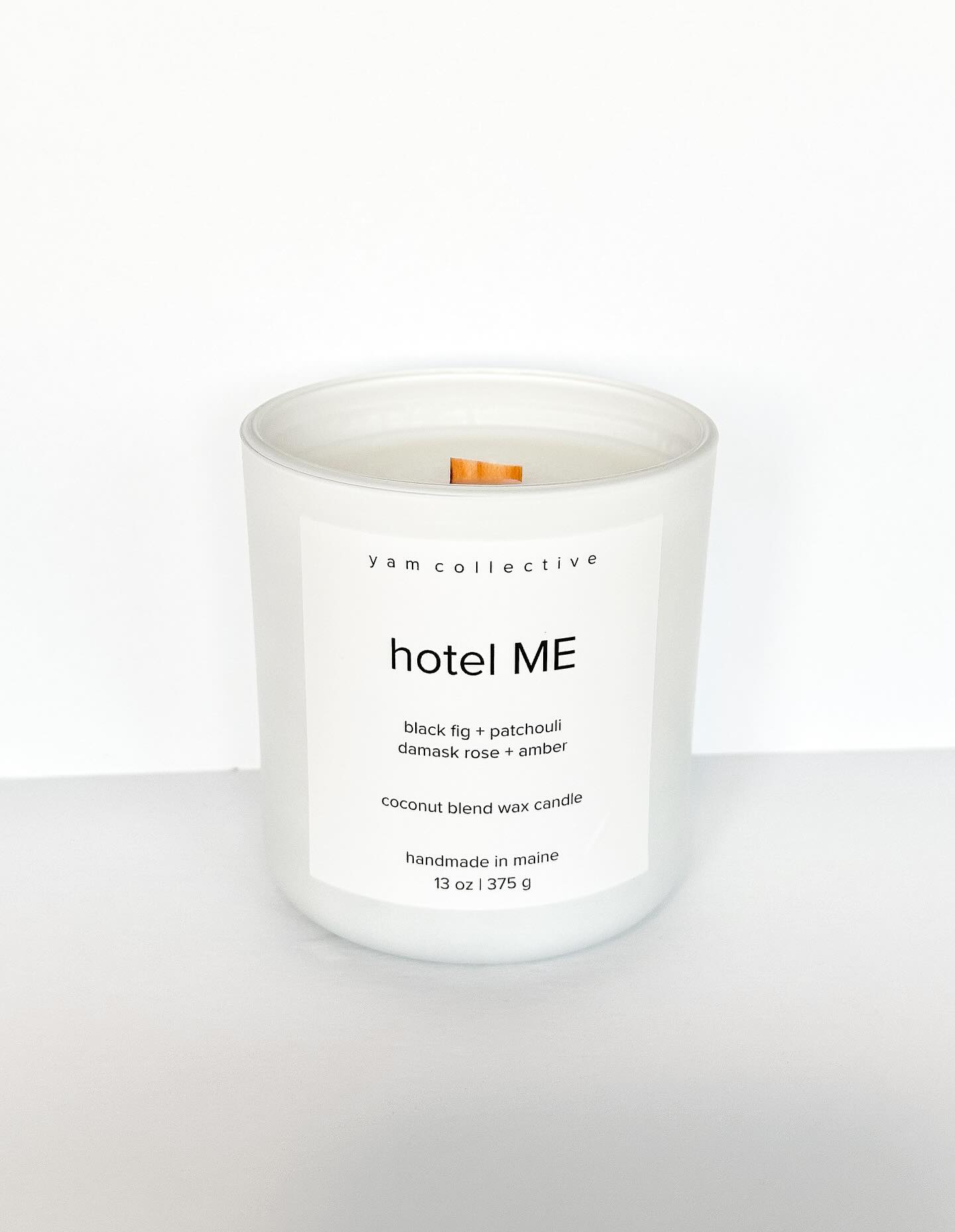 Meet the scent made for slow evenings and soft shadows.
✨ hotel ME — our new candle and room spray — a blend that feels like quiet music playing in the background of your favorite hotel lobby.
Warm black fig. Smooth damask rose. A hint of patchouli and amber that lingers just enough.
It’s the kind of fragrance that sets a tone without saying a word.
Light it up.
Let it settle.
Let the mood find you.
#Nocturne #MoodyAtmosphere #HomeFragrance #CandleLovers #RoomSpray #SetTheTone