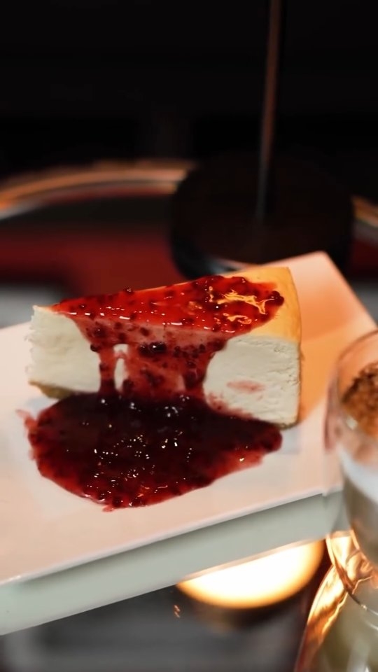 Dessert moments worth slowing down for.
Creamy cheesecake. A touch of berry.
A drink poured just right.
This is how evenings unfold at Bombay Chopsticks.
Unhurried. Comforting. Made to be enjoyed till the last bite.
Save room. You’ll want this ending. 🍰🥂
Bombay Chopsticks desserts, Cheesecake lovers, Dessert date night
Restaurant desserts Toronto
#BombayChopsticks
#DessertTime
#CheesecakeLove