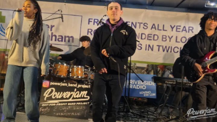 Check out the enthusiastic crowd that inĀ 2°C weatherĀ gathered at the stagešš¤š¾ and props to our Ā 3 Powerjam bands who managed to perform like pros with frozen fingers!Ā š
Part 1 of the Christmas Switch On Event features Powerjam band,Ā 'MadTalk'! SWIPE for a beautiful rendition ofĀ āThis Christmasā that weĀ rehearsed just for the occasion.
Many thanks to @DiscoverTwickenham for the organisation and support and @thisisriverside for the staging and live broadcast!
#Notforprofit #Bandschool #powerjambands #musicnonprofitĀ #twickenhamevents #powerjam #musiceducationĀ #musicheals #grassrootsuk #youthmusicĀ #ukrockschool #madtalk #schoolofrockuk #twickenhamcommunity #richmonduponthames