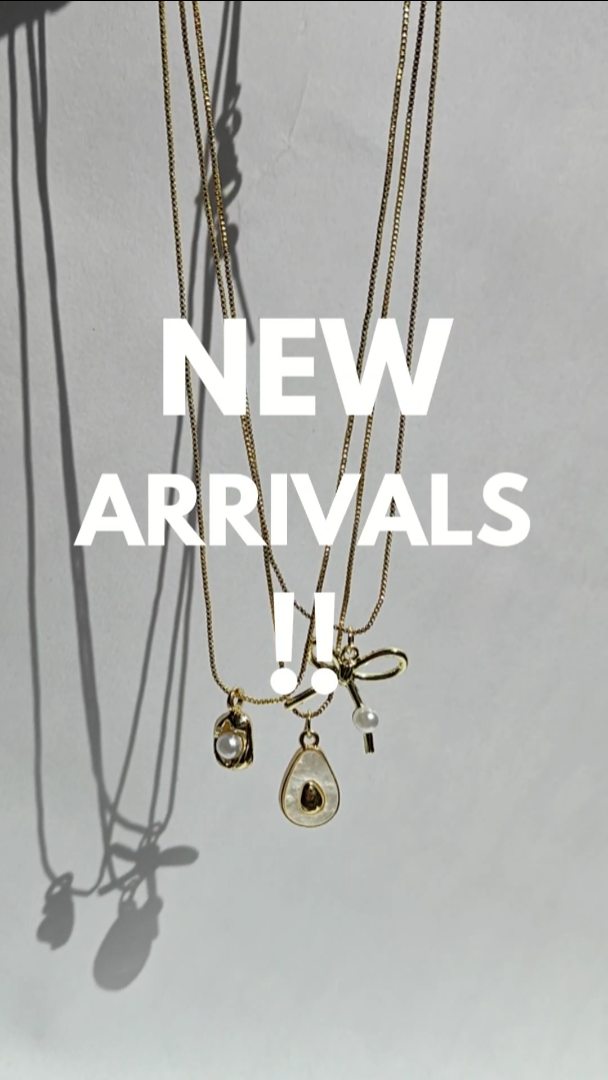 New Drop Alert!!
.
.
.
Link in bio🔗
.
.
.
#besilly #newarrivals #minimaljewelry #antitarnish #trendalert #affordable