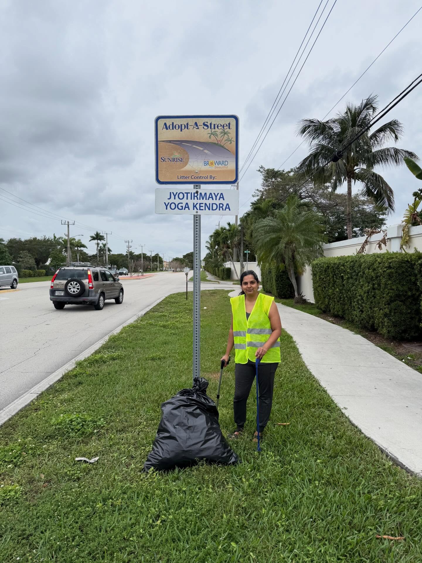 Street Cleanup in Action 🌱🧤
📍 Adopt-A-Street | Jyotirmaya Yoga Kendra
🗓 Saturday, December 13th
A small group with a big heart 💚
In just a short street cleanup, we removed approximately 30 pounds of trash from our adopted roadway. Proof that even small efforts can create meaningful impact when we show up with intention and care for our community.
This is seva in motion—serving our neighborhood, protecting our environment, and leading by example.
✨ Want to join us?
Our next street cleanup will be around January 2026, and we’d love to have more hands, hearts, and helping spirits.
Together, we keep our streets clean and our community connected. @cityofsunrise @worldcleanupday.global @thebrowardscene @piperhighschool we also give student service hours.#
#AdoptAStreet
#StreetCleanup
#CommunityService
#Seva
#MindfulLiving
#EnvironmentalCare
#GiveBack
#CommunityImpact
#SmallActionsBigImpact
#JyotirmayaYogaKendra
#BrowardBeautiful
#VolunteerLife
#YogaOffTheMat
#SustainableCommunity