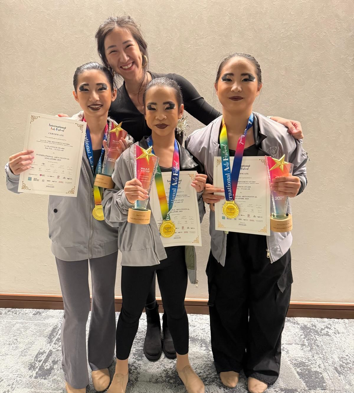 Platinum placing and an invitation to the IAF Grand Finals! 🥇✨
A massive shoutout to our trio — Naomi, Nikaela & Zhi Xuan — who have worked with heart, discipline and courage from day one. Their growth this season has been incredible to watch and we’re so proud of the artistry and maturity they showed on stage.
#IAFPlatinumAward #GrandFinalsBound