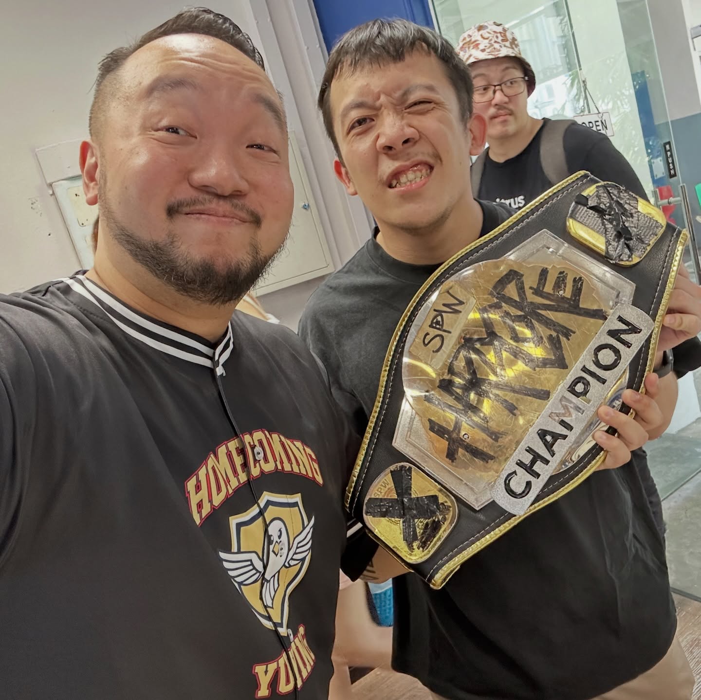 ✅ Took a picture with a wrestling belt and with this brilliant @ryanshen_pw! Promise to catch you soon again in action!
✅ Held the proverb “饮水思源” close to my heart and was not hesitant to bring @laiplayleow in this homecoming project too.
✅ Caught up with past classmates too!
✅ Heartening and grateful to have had some juniors remarked that they remembered me either hosting their prom nights or attended some of the sharings I ran over the years.
