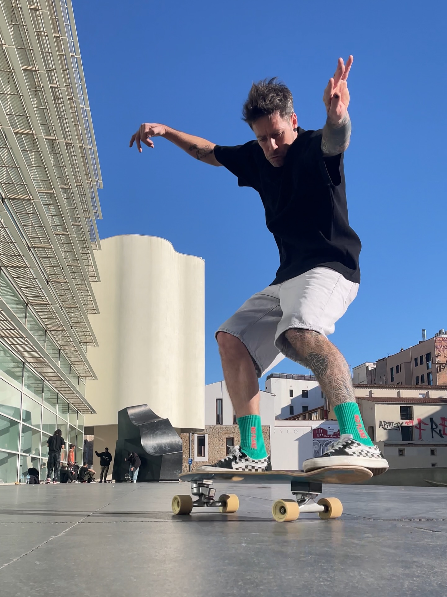 Mind on mute. Body on flow. Board on fire. 🔥🛹
#RideTheFlow #SoulSkate #StreetSurf #SkateMeditation #FlowRider #SurfskateMovement