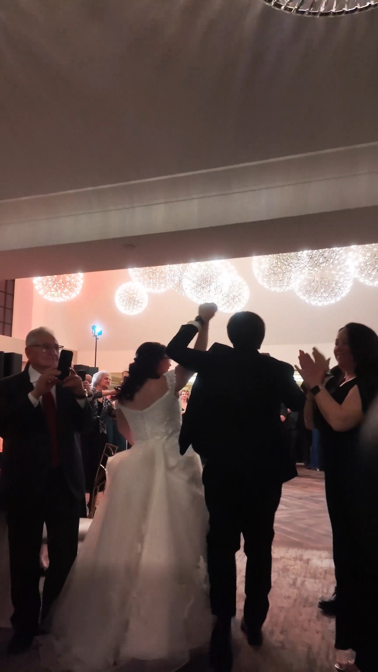 What a day! 👰🤵🐶
.
.
.
.
#contentcreator #weddingfilmmaker #watersedge #dogsofinstagram #longislandweddingphotography