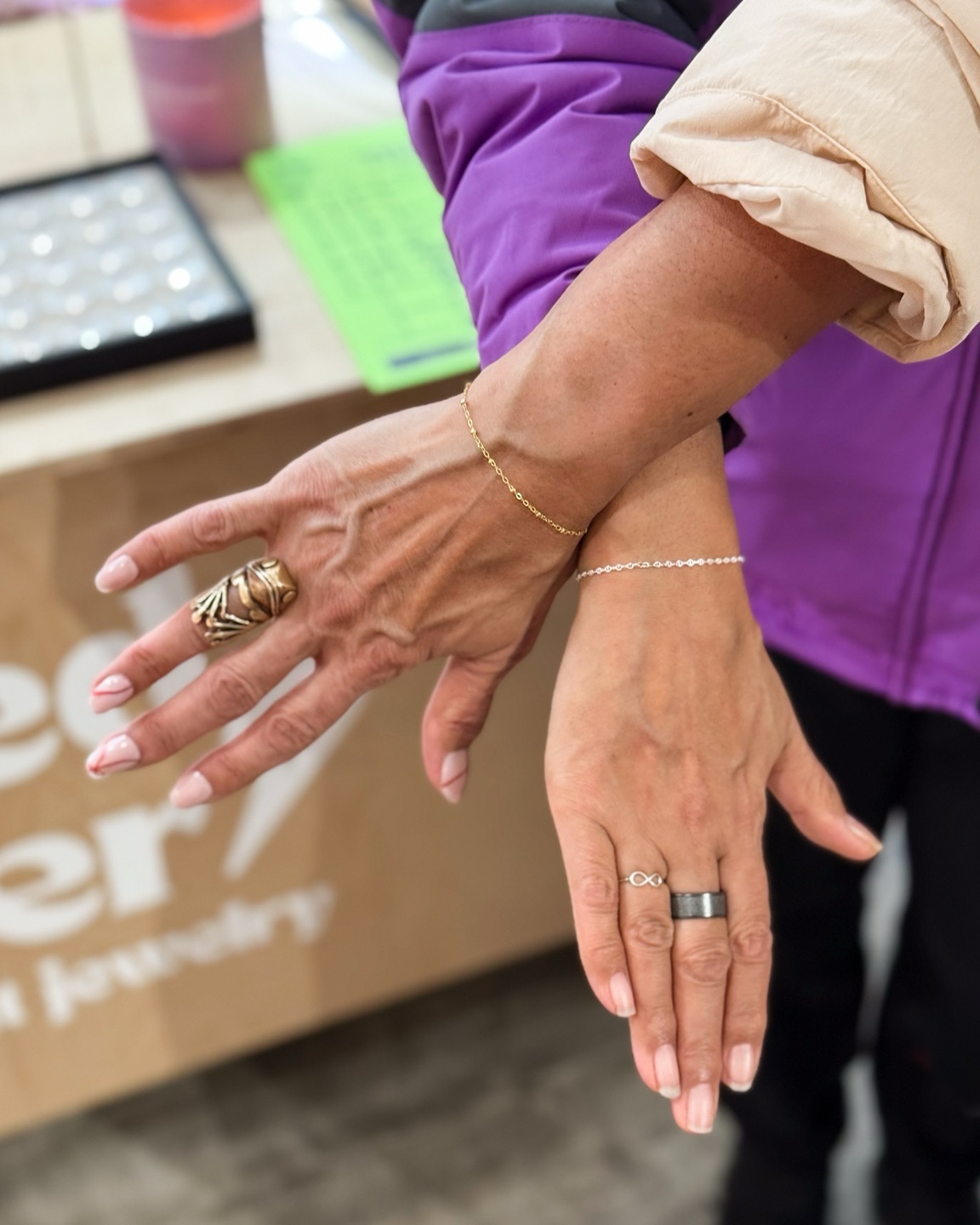 Just a couple weeks left for our Silver & Gold Bracelet Bundle! 🩶⭐️ Treat yourself to a mixed metals moment or bring a friend & share the deal! Get your shop on @shopcalico this weekend & book your permanent jewelry appointment at saltedsilverma.com! #permanentbracelet #shopdnb #giftdnb