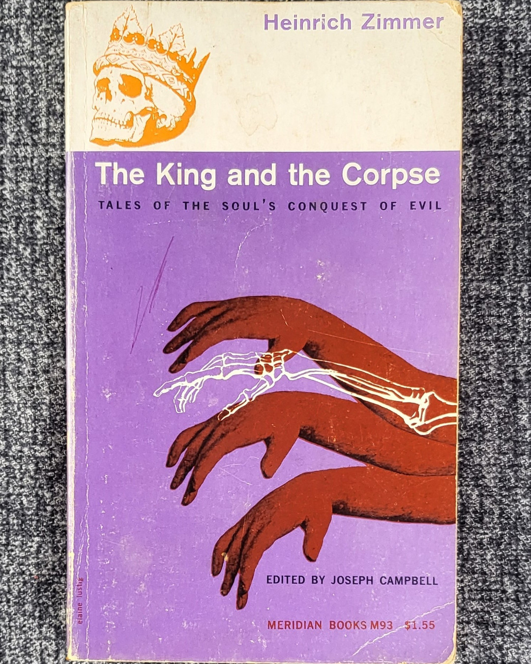 Zimmer’s The King and the Corpse is one of those mythic deep dives that feels both ancient and quietly revealing. Drawing on stories from India, Celtic tradition, and beyond, it follows the symbolic tug-of-war between ego, insight, and the mysteries of life and death. Finished posthumously with Joseph Campbell’s guidance, it’s a rich, thought-provoking read for anyone who loves myth and meaning. You can find it at TiltedBooks.com.
#mythology #josephcampbell #vintagebooks #TiltedBooks