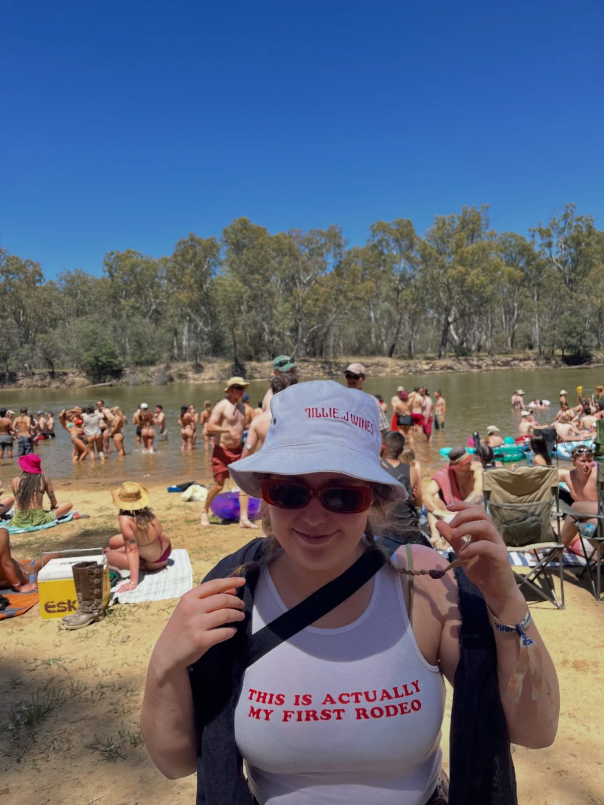 My first rodeo at @strawberryfields_festival 🍓
A no-glass festival meant no @tilliejwines … but the merch came in very handy 🫡
Still repping Tillie wherever I go ✨