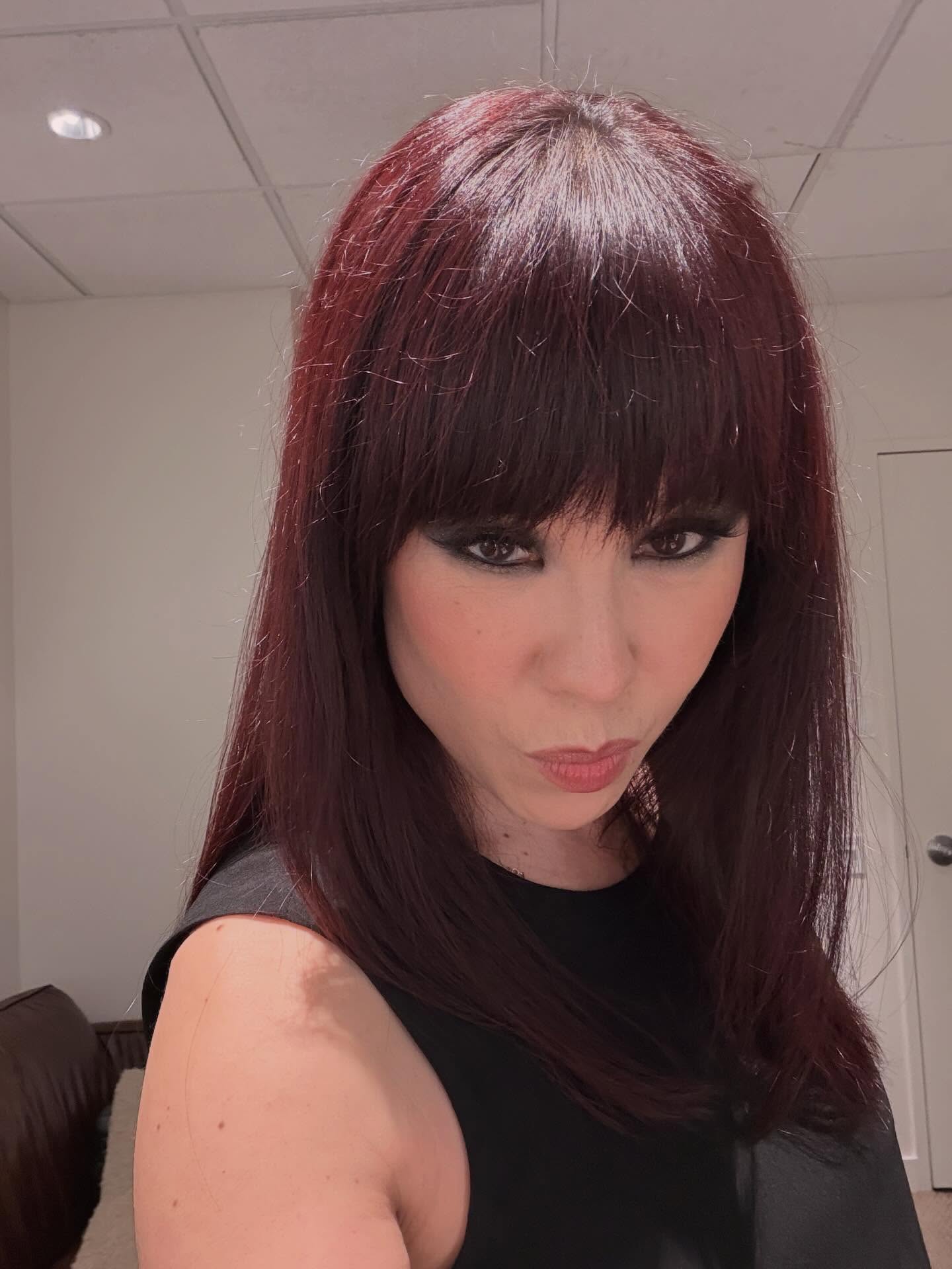 A fantastic time last week with @sfsymphony and @dannyelfman and my partner in crime @sandycameronviolinist ! Also, some amazing outfits in the audience, and the silliest faces at the after party. Grateful for brilliant colleagues with an equally brilliant sense of humor❤️.
.
#dannyelfman #sanfrancisco #orchestra #conductor