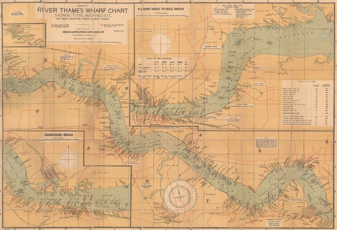#MapMonday On this day in 1434, the River Thames froze over! The freeze lasted until February 10th 1435. Slightly more recent, but we love the detail in this 1939 River Thames Wharf Chart covering Barking Creek to Hole Haven 😍
https://www.themaphouse.com/artworks/247749-imray-co.-river-thames-wharf-chart-from-barking-creek-to-1939-c./