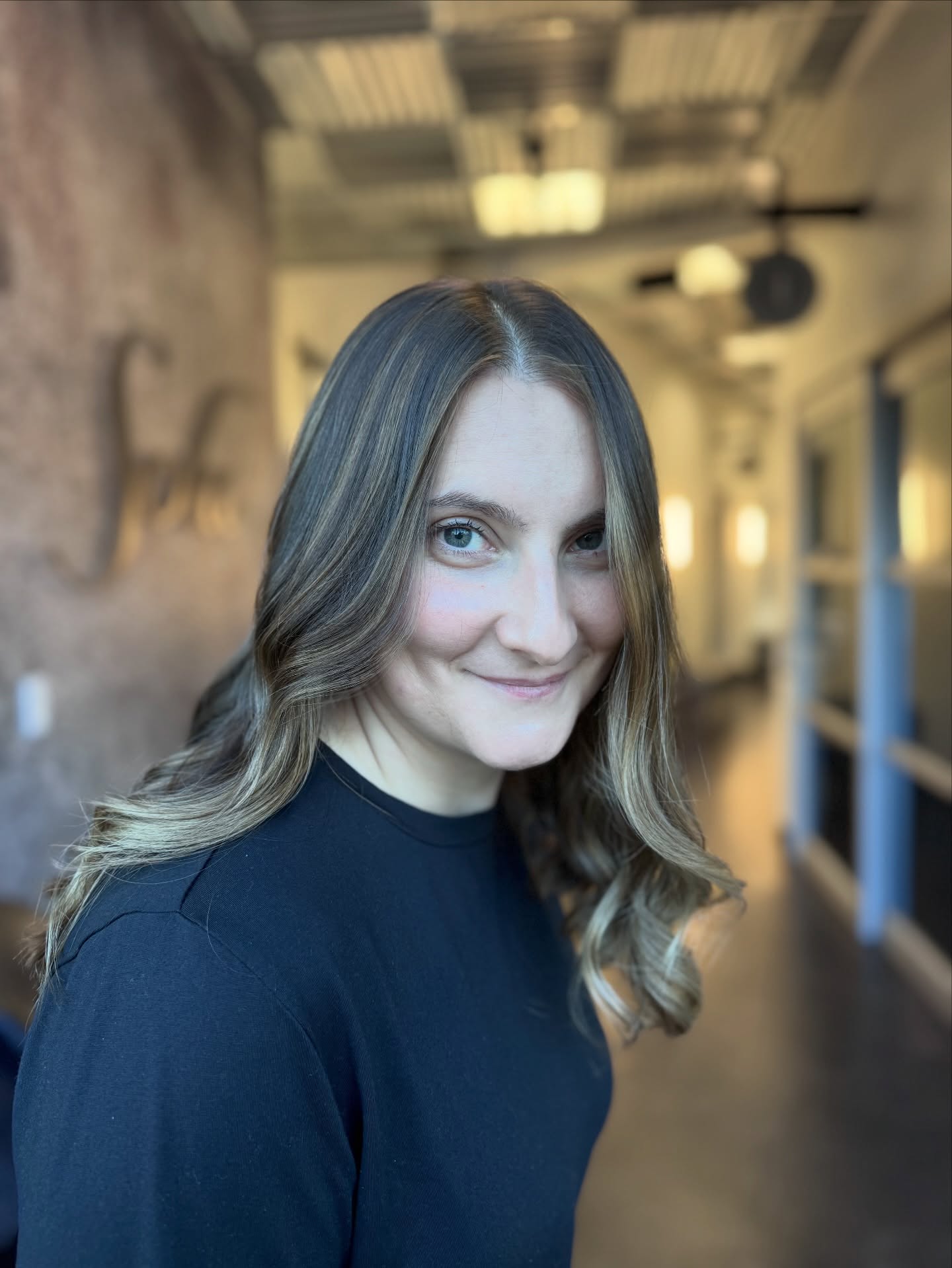 When your client says “I want color, but I live in England and want it to grow out nicely” what do you say?
I hope you don’t think I said “no way!!!” Here at GSS anything is possible babyyyyyy. I said sure thing! Let’s do it!
So we did a mini highlight with a Mohawk section and added a root tap. I went with a root color that was similar to her natural, and toned her to this beautiful yummy toffee color. I have found combining toffee with a good root tap really helps give the hair “I just spent a bit too much time in the sun.” It really is the best of both worlds, you get to be a bit lighter, AND it grows out flawlessly.
So now we have something that will look amazing back home across the pond, and will last until she’s able to come back.
#sandiegohairstylist #highlights #lowmaintenancehair #escondidohairstylist #escondidohairsalon