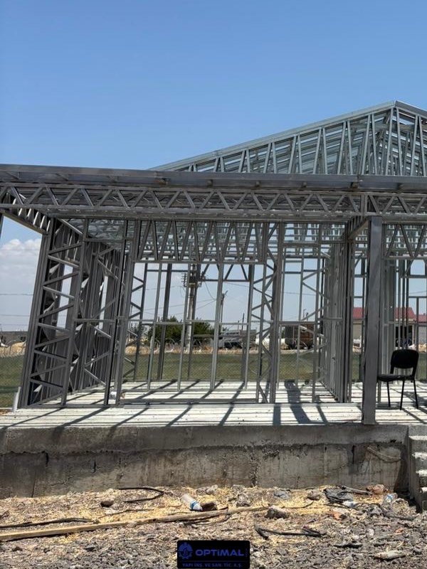 Sağlamlık detaylarda gizlidir. Diyarbakır projemiz soğuk şekillendirilmiş hafif çelik farkı var. Geleneksel yapıların ötesinde, hem hafif hem de bükülmez bir güç
Detaylı bilgi ve iletişim;
📱 0505 456 5912
📞 0342 502 8324
🌐 www.optimalgroup.com.tr
#OPTİMALÇELİK
#OPTİMALGROUP
#steel #çelikev #depremedayanıklı