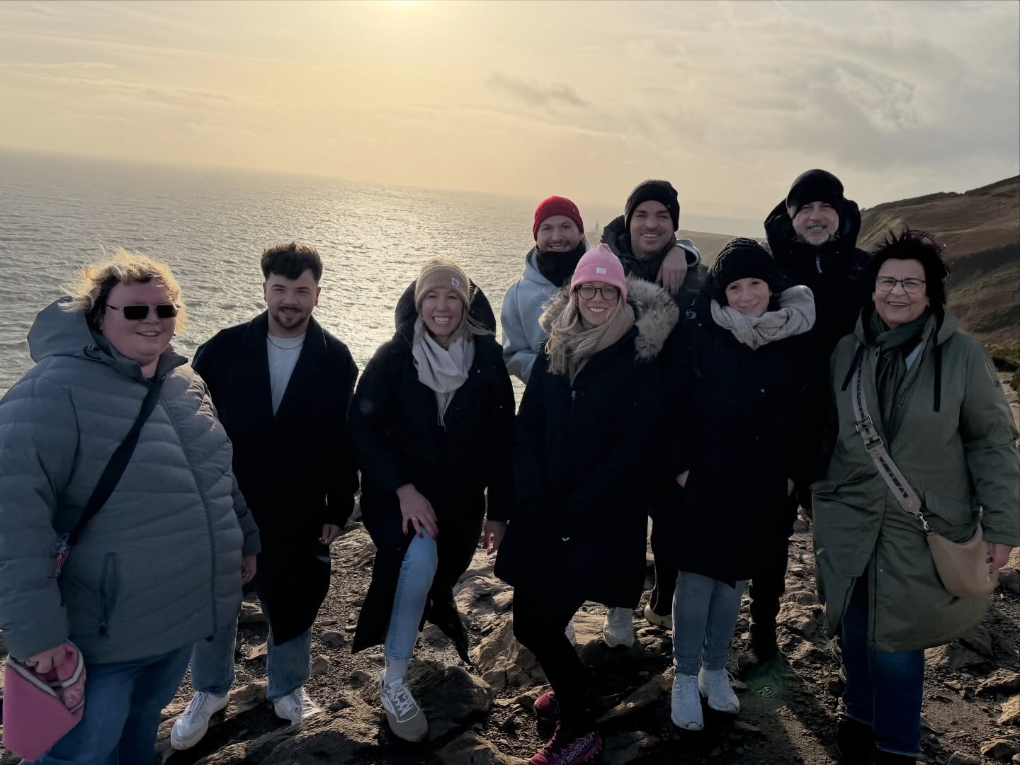 Danke Season 2025 🙏 Du warst gut zu uns! Danke #Team2025 , Ihr wart großartig ❤️
Als Dankeschön für ein unglaublich tolles Jahr war ein Teil unseres Team‘s auf Einladung der #dublindrivingskilz im bezaubernden #dublin 🇮🇪
Und was soll man sagen? Es war sooooo schön 🥰
Wir freuen uns auf das was kommt in 2026! DANKE 🙏
#fahrschulebieber #lieberzubieber