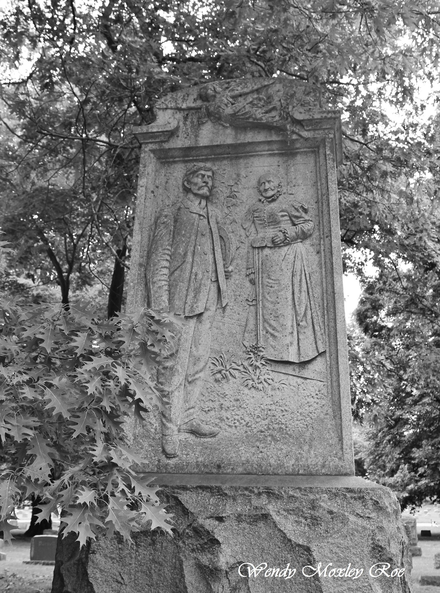 Forest Home Cemetery, Milwaukee, WI
@total_graves @project_necropolis
#cemeteryphotography #cemetery_photography #cemeteryphotos #cemeteryscapes #cemeteryscene #cemeteryscenery #cemeterytravels #wisconsincemeteries #cemeterystatues #uniquememorials #chicagocemeteryphotography #chicagocemeterycrawlers #tombstonetravels #taphophile #milwaukeecemeteries #blackandwhitephotography