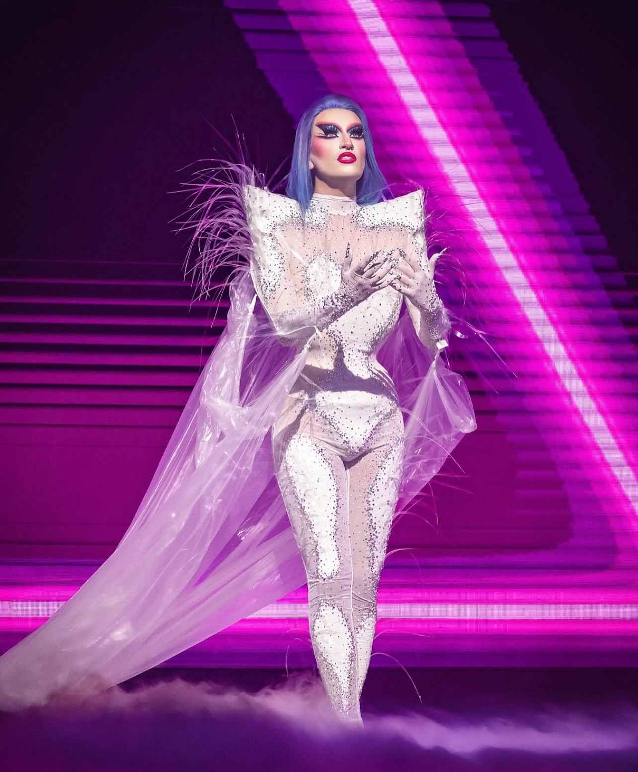 ALL STAR LIVE with @elips___ ❤️ wearing total look made by @romaintheveninparis 🩸💎
.
Total look made by us : white jumpsuit with Rhodoïd and rhinestones ✨ for @dragrace_francelive
.
Assistant conception @reeceadlam @spider.danger @maxirougui @narciss.x
@laurine_trs @dorel_val @user_m04c @marine_lepiouffle and all my assistant ✨
.
Art Direction @marczaffuto @manonsavary
Costume Direction @aymerick.zana ❤️
Production @junziarts ✨
Prod @rafcioffi ✨
📷 by @paulineprivez / @valentinfolliet
.
#elips @allstar #dragracefrance #3dprinting #pirat #design #romaintheveninparis #couture