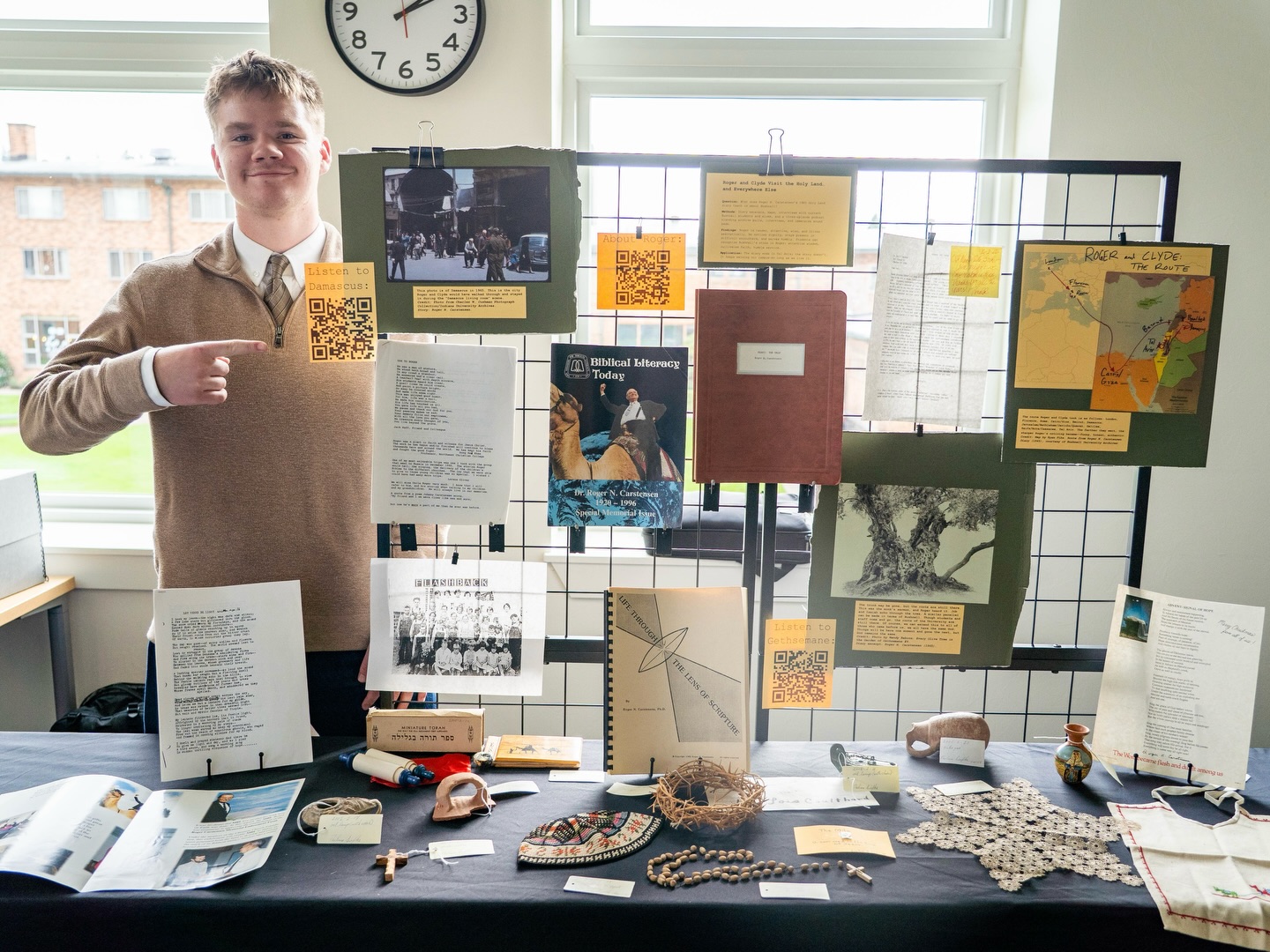 Our students rocked Fall ACE Day! Academic passions and creativity were on display today with stellar individual presentations, group projects, and class showcases all housed within Goodrich Hall. Great job, Beacons!