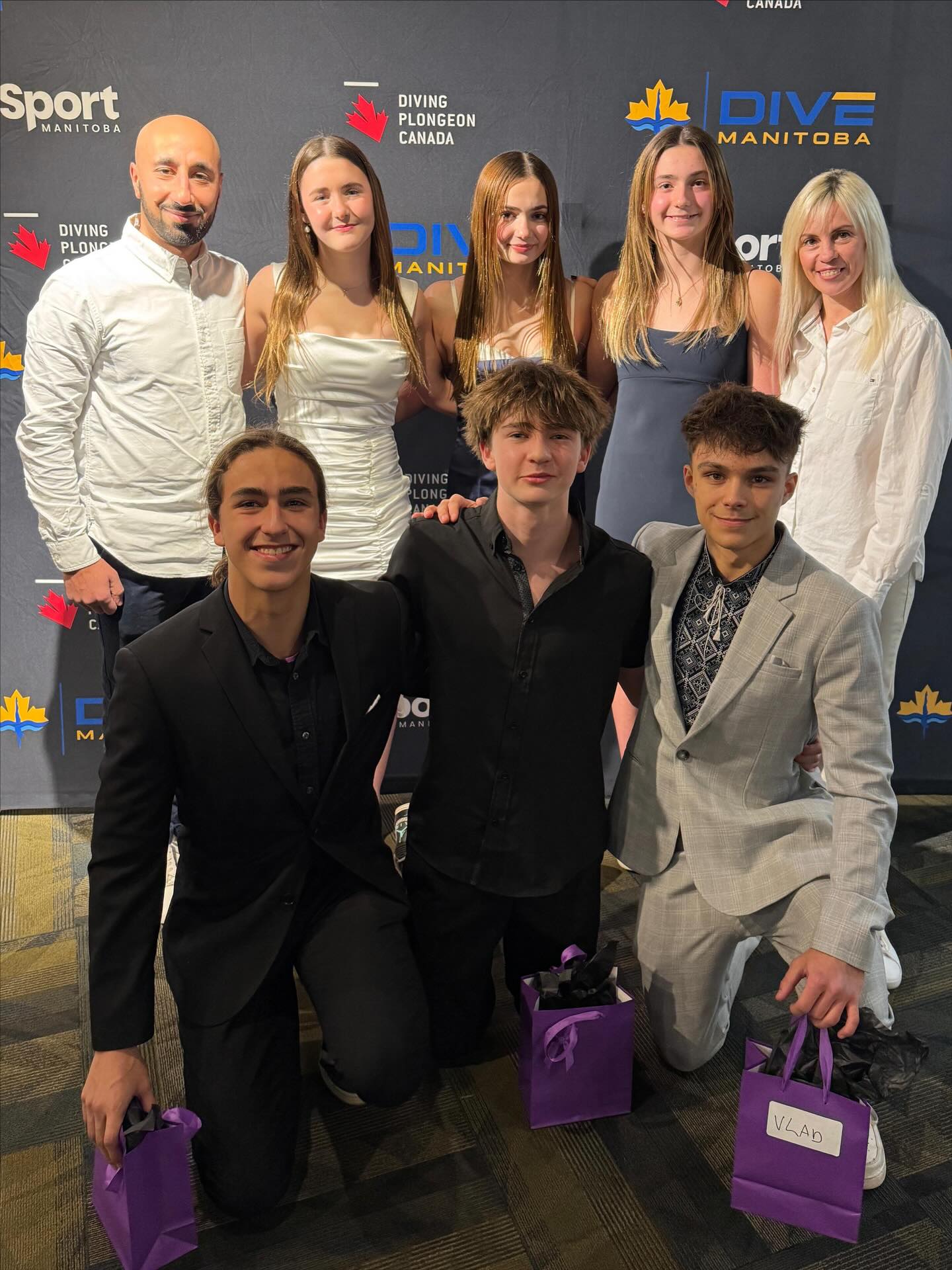 💦🏆 Diving Awards Gala is a celebration of the coaches, athletes, and volunteers whose passion, commitment, and excellence shape our sport. Thank you for everything you give. Our athletes rise because of you.
Congratulations to everyone 🏆👏
@divemanitoba
@sserbik
@oleg_ssk
@ilya_yonan
@nathaliec_05
@dallasludwick