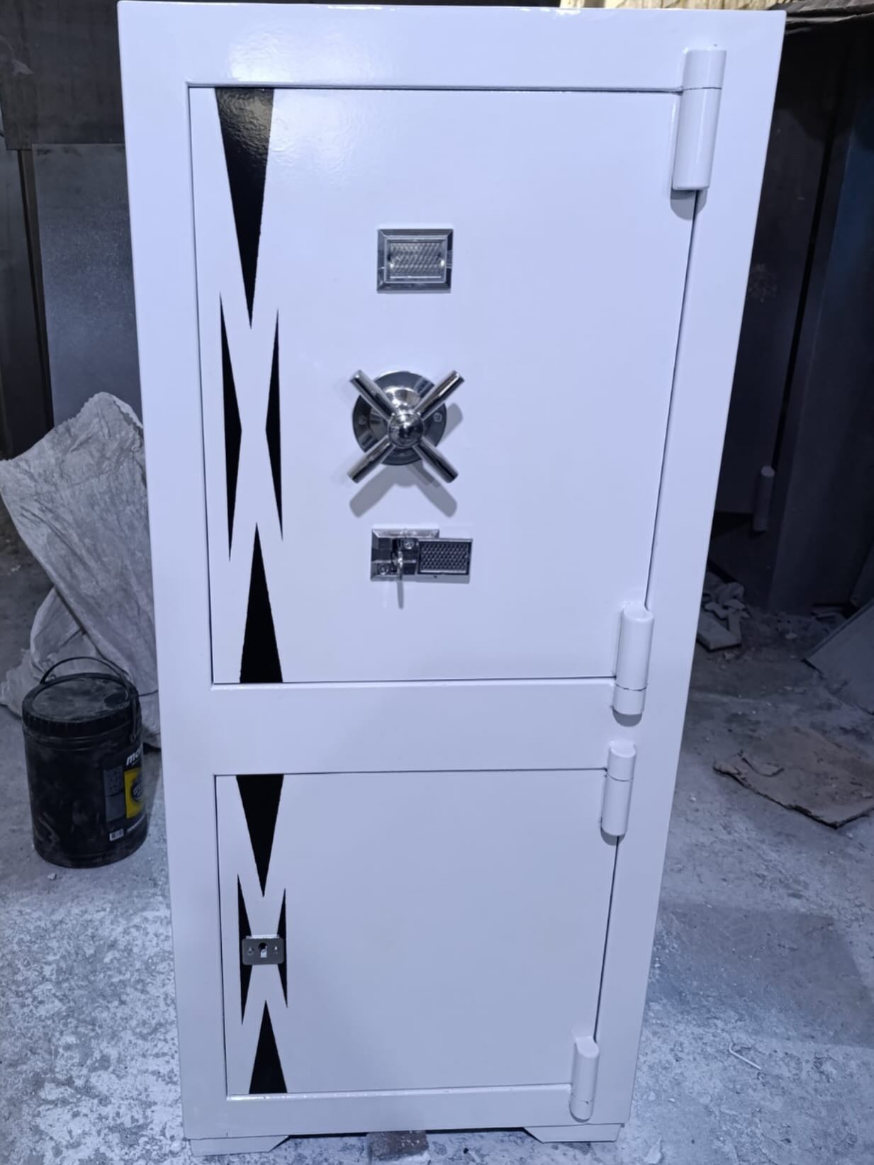 105 cm çelik kasa. Üst bölüm kasa alt bölüm dolaptır.
✅ Mekanik Kilit
✅ Ekstra Anahtar Koruma
✅ Yangın ve Darbe Dayanımlı
✅ Çift Bölmeli Tasarım
✅ 100% Çelik Gövde
✅ Depreme dayanıklı
✅ Özel işçilik
Bugün al, yarın içindeki değerlerin keyfini gönül rahatlığıyla yaşa.
Fiyat & teslimat için DM
📦 Kapıya kadar teslim
🔐 Kurulum desteği
#çelikkasa #kasasatışı #evgüvenliği #işyerigüvenliği #kasamodeli #gaziantepkasa #kasasistemi #keşvet #fypreelsシ゚ #keşfetedüş #keşfetbeniöneçıkartt #kasa #gaziantepçelikkasa #keşfetteyizzz #reelsviral #virałreels #firstvideo #izlenme #öneçıkarbeni