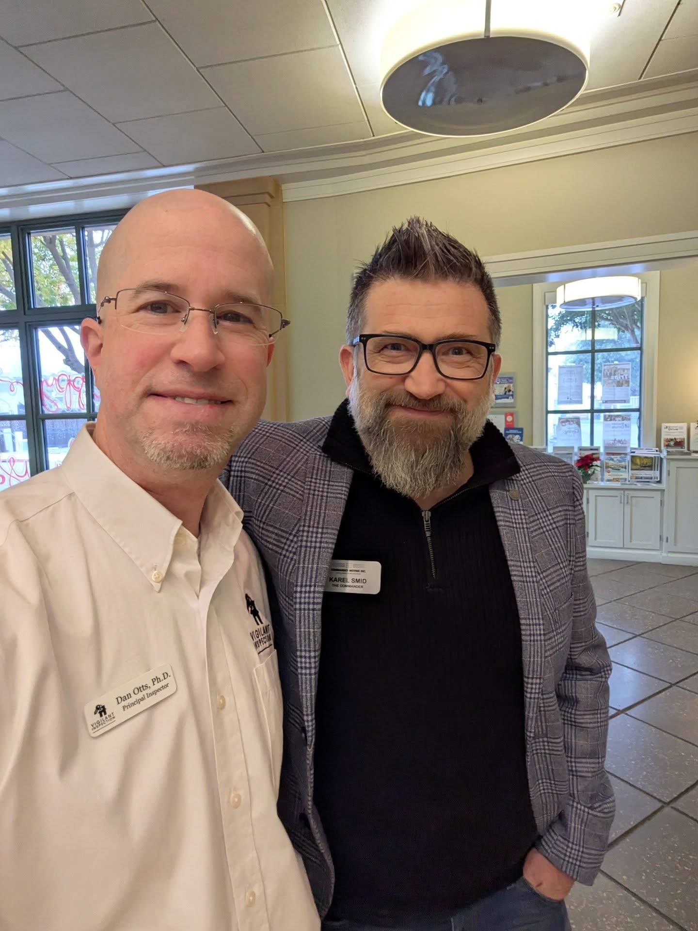 Danville RMA marketing meeting! Here with Karel "The Commander" at Commander Moving. Commander Moving did a fantastic job on my recent move, so if you are in need of assistance with your move, please call Commander Moving and receive first-class treatment!
@commandermovinginc