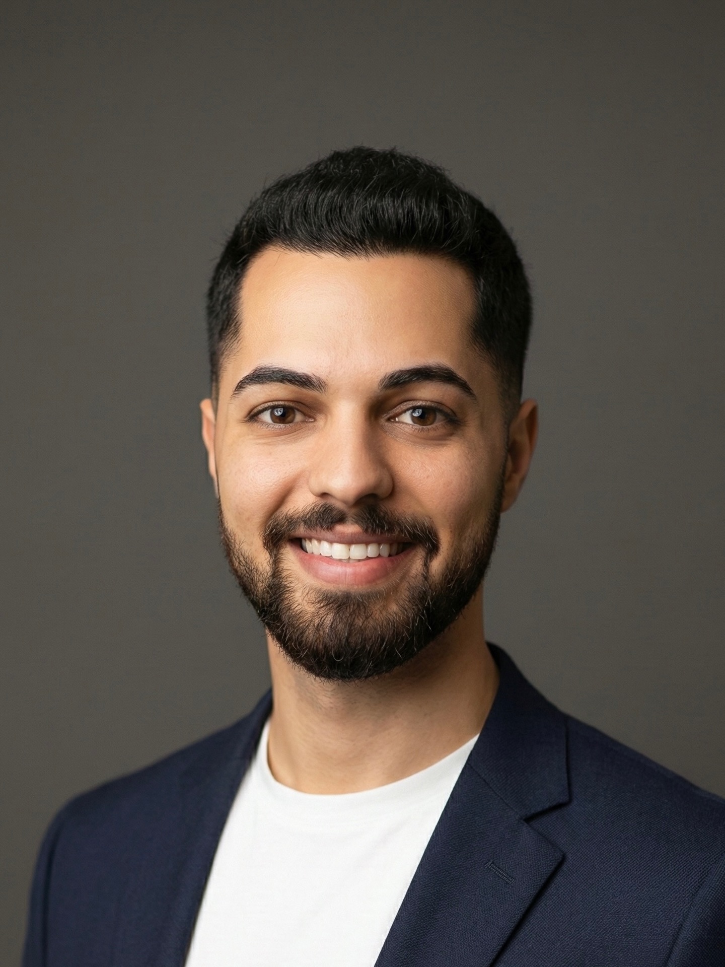 Yeni hedefler, yeni başlangıçlar ve her zamanki enerjiyle yola devam. 🚀
Ahmetcan Aslantepe
Gayrimenkulde Kazancın Anahtarı 🔑
#yenihedef #işdünyası #motivasyon