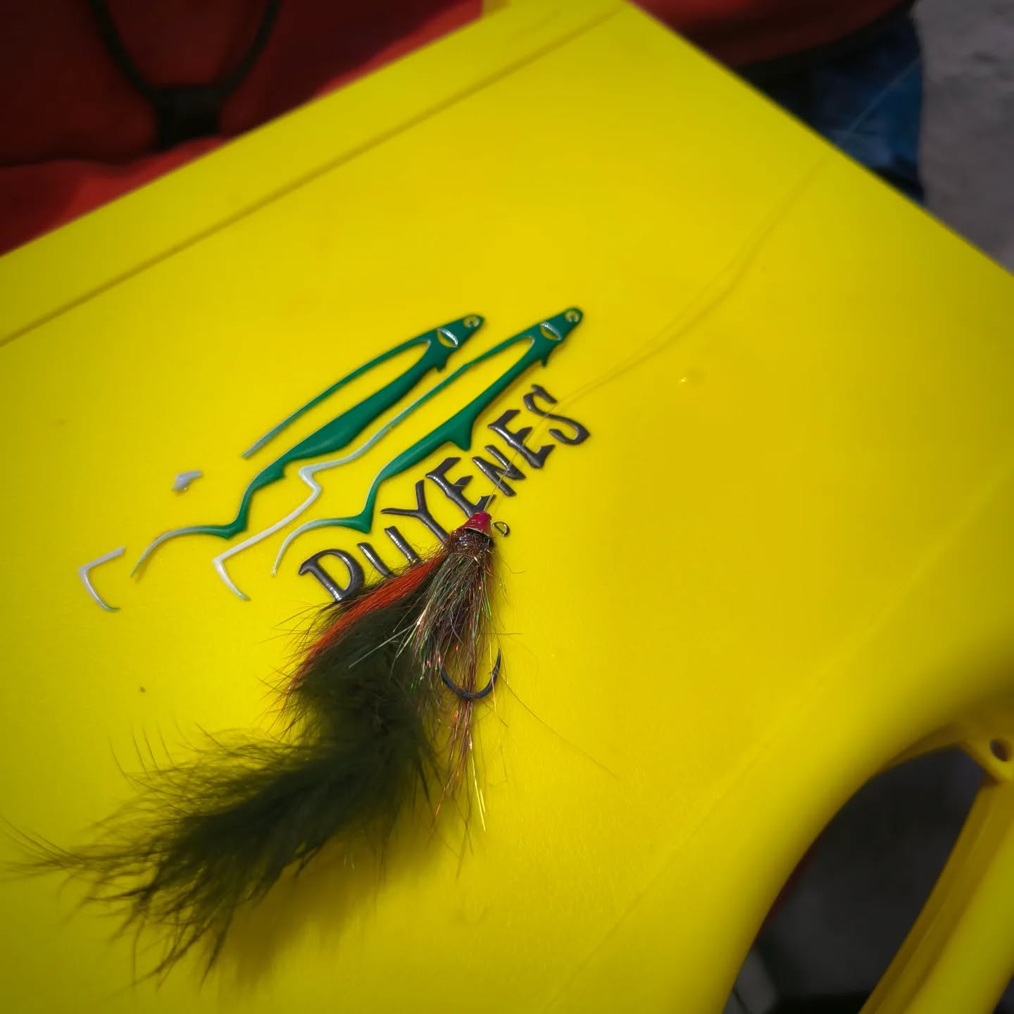 La Patagonia en su esplendor máximo.
Noviembre nos regaló postales épicas: lances fluidos, aguas cristalinas, truchas imponentes y esa vibra única del sur que te recarga el alma.
Cada salida fue mágica – colores vibrantes, silencios profundos y esa adrenalina que explota antes de la gran captura. ¿Te ha pasado? 🔥
La temporada está on fire: viva, intensa y llena de sorpresas.
.
Y ahora llega diciembre: días eternos, condiciones perfectas y ese trofeo legendario acechando en el lago. ¿Estás listo para el tuyo?
Entre montañas y vientos patagónicos, cada pescador encuentra su flow.
Ven solo, con familia o amigos – la experiencia te atrapa y te cambia para siempre.
.
¡Comparte tu historia de pesca favorita en comentarios y etiquétame! ¿Cuál fue tu mejor spot en Patagonia? 📍
.
.
Amarra ⚓ @puertoelma
@flydreamers_flyfishing @colodezurko
.
#FlyFishing #PatagoniaArgentina #PescaConMosca #CatchAndRelease #FishingLife #OutdoorAdventures #VillaLaAngostura #AventuraPatagonica