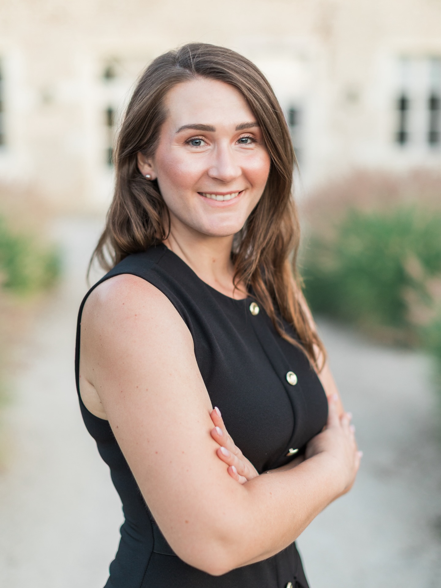 Every once in a while, a portrait reveals more than a smile — it reveals presence, softness, and intention.
Marnie captured me exactly the way I show up for my couples: grounded, calm, and deeply connected to the meaning behind every celebration.
If you’re new here — hi, I’m Estelle 🤍
Wedding planner & designer for refined, emotional destination weddings across France.
I believe in beauty that feels genuine, in experiences crafted with heart, and in guiding my couples with clarity and care.
And to my fellow vendors: thank you for inspiring me every day.
To my current and future couples: I can’t wait to meet you, support you, and bring your vision to life. ✨
Thank you @marniolivier_photography for seeing the real me through your lens!
Venue @chateaudevarennes
Photo credits @marniolivier_photography
#portrait #portraiture #luxuryeventplanner #luxurylifestyle #fineartphotography #destinationweddingplanner