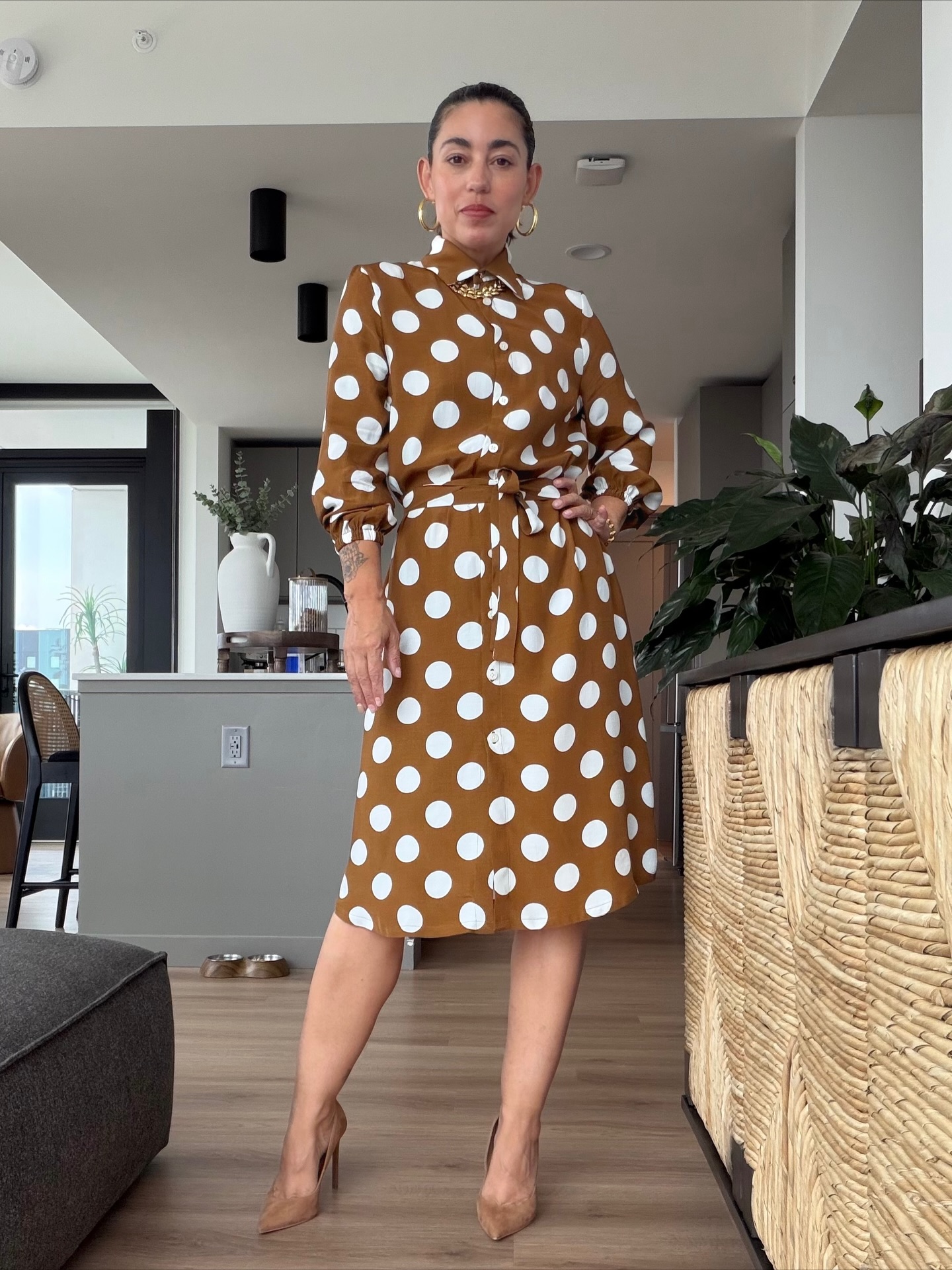 Can’t get enough of this dress! This fun large dots print is giving pretty woman 😊 this is our Nov course/pattern in @sewitacademy | Hope you guys have a wonderful weekend! ❤️