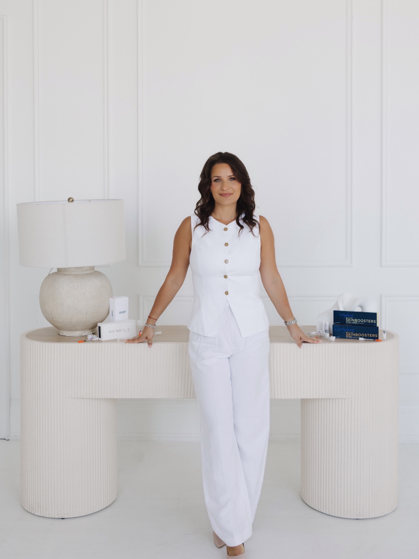 I think itās time I reintroduce myself.
Iām Sandra ā the owner and founder of Prestige Medical Aesthetics (aka Prestige Beauty Bar).
This rebrand marks an exciting new chapter, including the opening of a new location closer to what is now my home. Iāve been in the medical aesthetics industry for 9 years, with experience spanning clinical trainer, professor, and operations and business development manager, just to name a few.
I pride myself on combining clinical excellence with integrity, education, and results-driven care. Every treatment, decision, and detail is rooted in patient safety, natural outcomes, and long-term skin health.
As we head into the new year, exciting things are coming. Iāll be pursuing further education while continuing to grow and expand the clinic in both Etobicoke and Sutton.
To my incredible clients ā thank you for your continued support and trust. Prestige would not be what it is without you. Iām so grateful to be part of your aesthetic journey.
Xoxoxo
.
.
.
#prestigemedicalaesthetics #nurseinjector #botox #dermalfiller #training #education