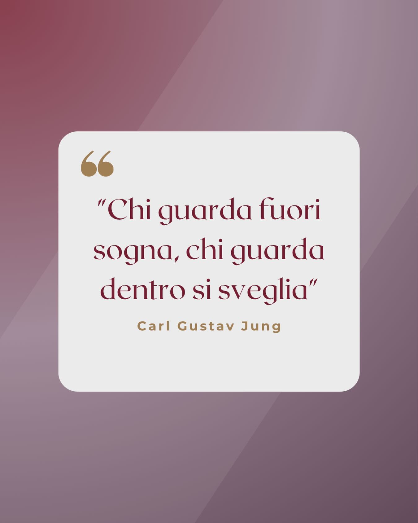 "Chi guarda fuori sogna, chi guarda dentro si sveglia"
(Carl Gustav Jung)
#psicologia #psicoanalisi #jung