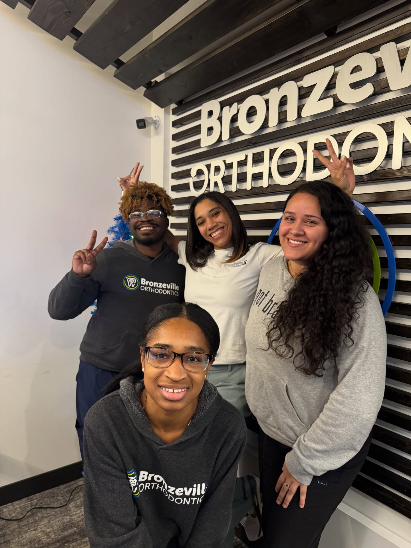 Brittney + Bronzeville = always a vibe!⭐️💙
We truly LOVE working with the Bronzeville Orthodontics team! @bronzevilleortho
Thank you for trusting us to be part of your growth journey, it means a lot.🫶🏼