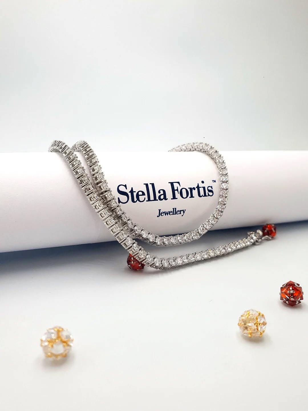 Stella Fortis™ Zirkon Taşlı Suyolu Kolye ❣️
#Amazon
#HepsiBurada
#Trendyol