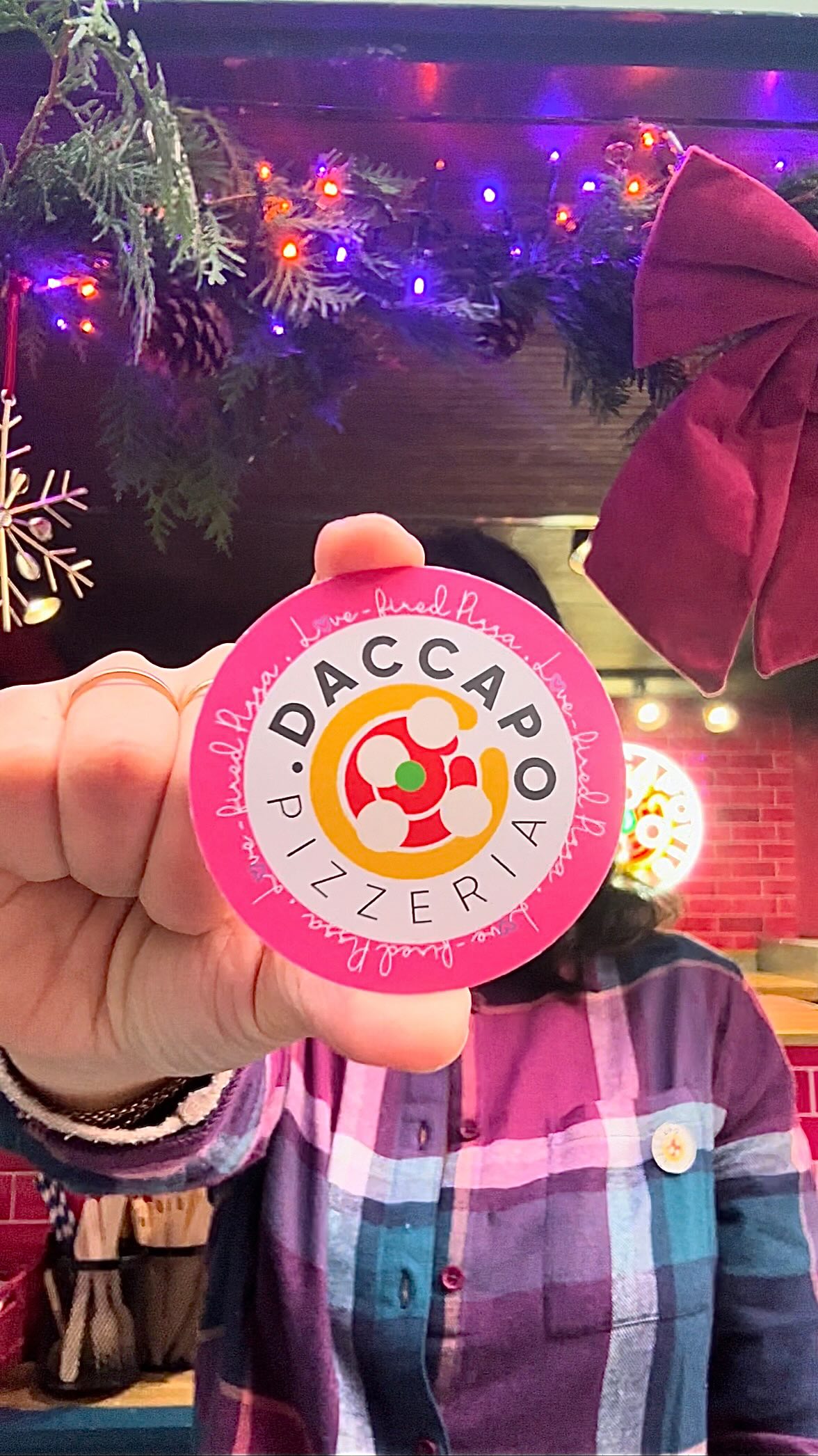 We’re officially loving our new business cards! 😍✨ Can’t stop showing them off… and yes, maybe a little obsessed! 🤣
#DaccapoPizzeria #daccapopizzerialondon #LondonPizza