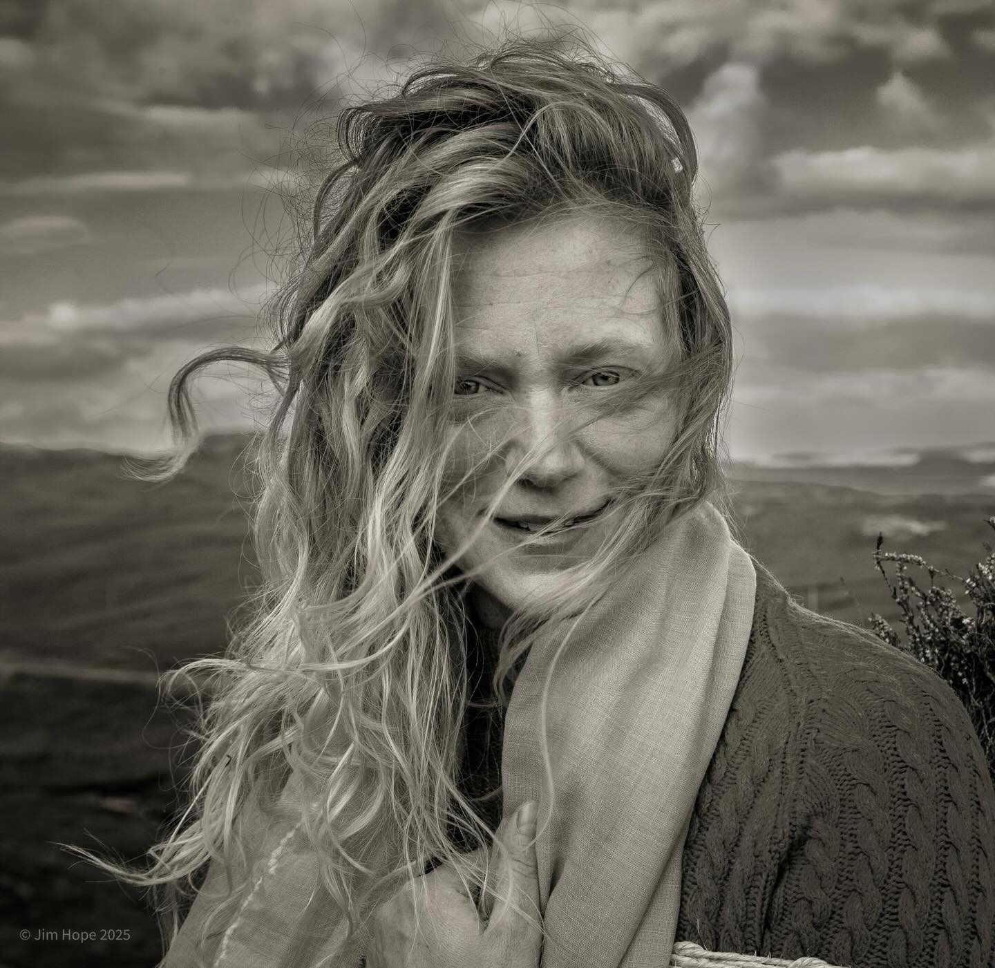 Creely good photos from the moor, taken by the lovely @jim_hope