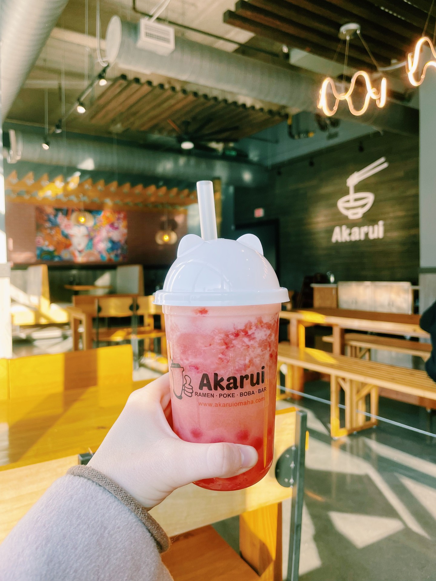 @akarui_omaha has more than great food. Stop in for a boba tea, matcha, Yakult, cocktails, and more! Cheers!🍵🍹☕🍺🧋