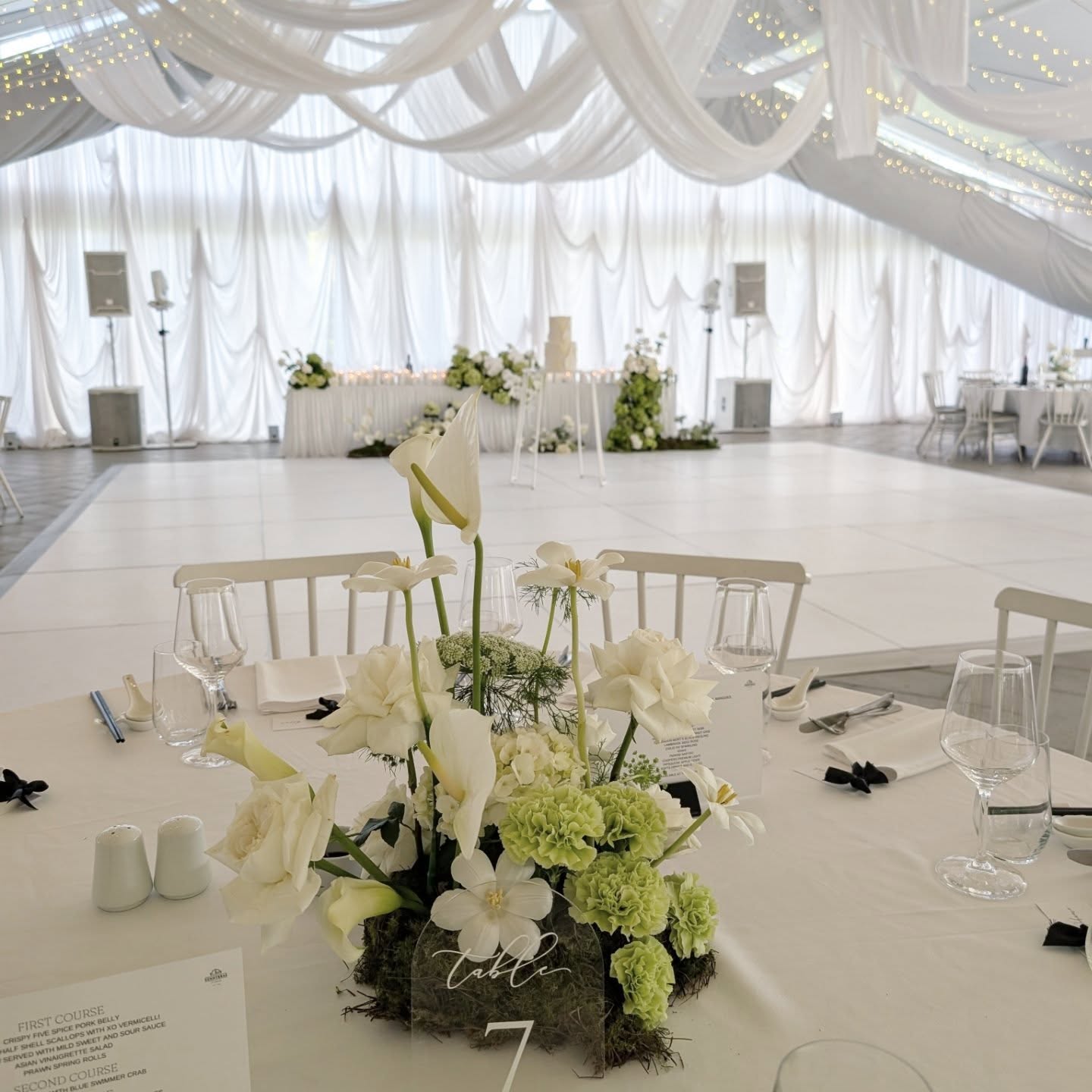 Sally and Andy's modern romance mood was so much fun
Venue @sunnybrae_estate
Amazing drapes @venue.productions
Cake @rebeccas.cakes